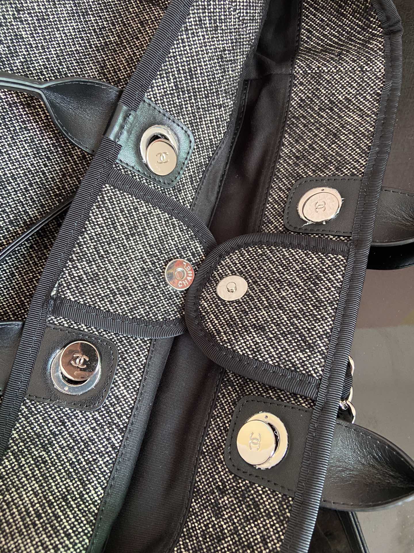 Chanel Deauville Tote 50 Denim Canvas Shoulder HandBag Velvet Blue - Velvet Green - Velvet Red - Velvet Cream White - Velvet Black - Image 40