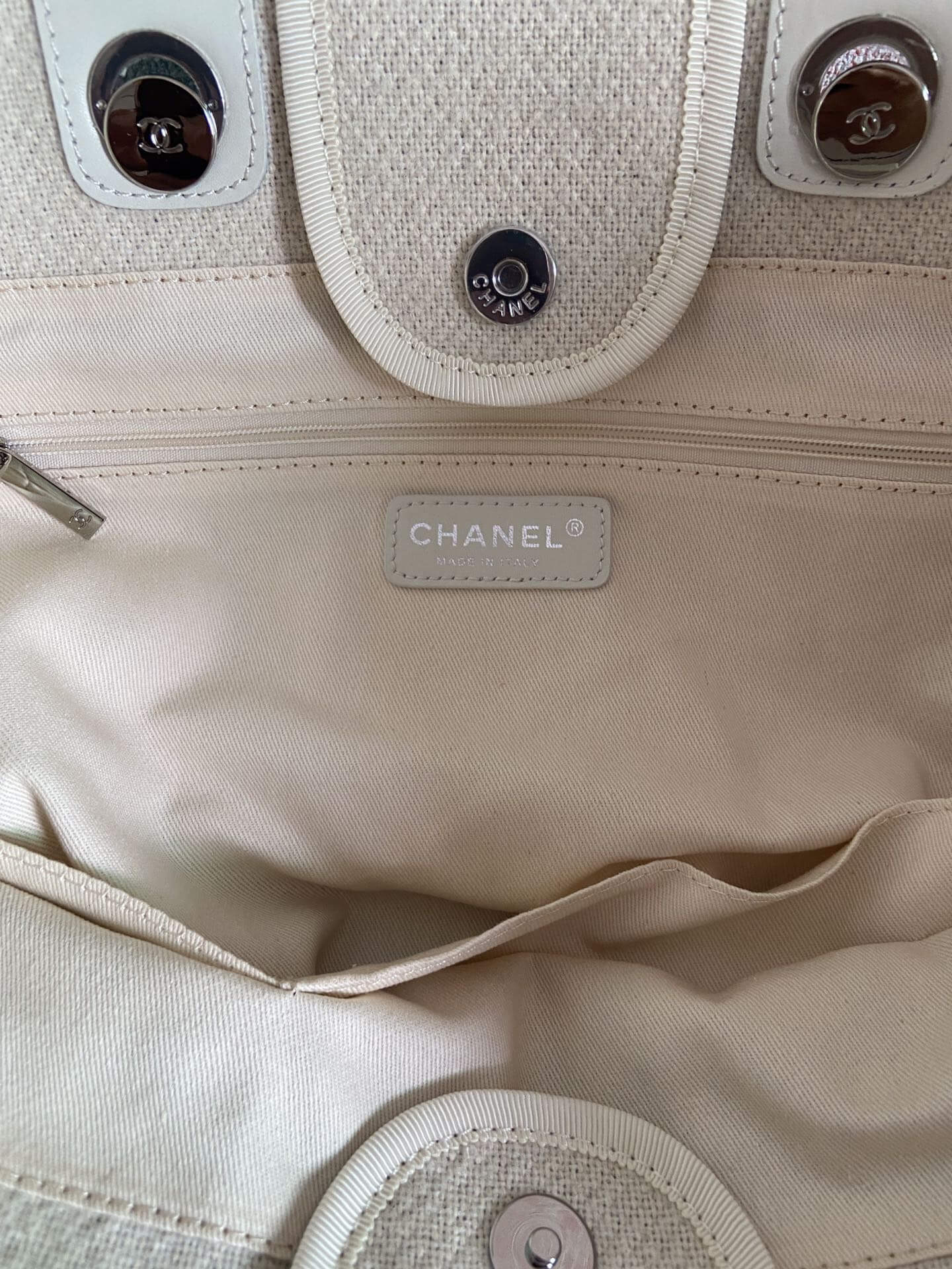 Chanel Deauville Tote 50 Denim Canvas Shoulder HandBag Velvet Blue - Velvet Green - Velvet Red - Velvet Cream White - Velvet Black - Image 32