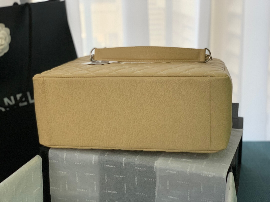 Chanel Grand Shopping Tote GST caviar leather Shoulder Handbag - Image 27