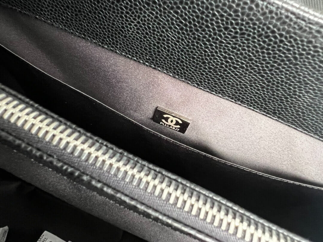 Chanel Grand Shopping Tote GST caviar leather Shoulder Handbag - Image 5