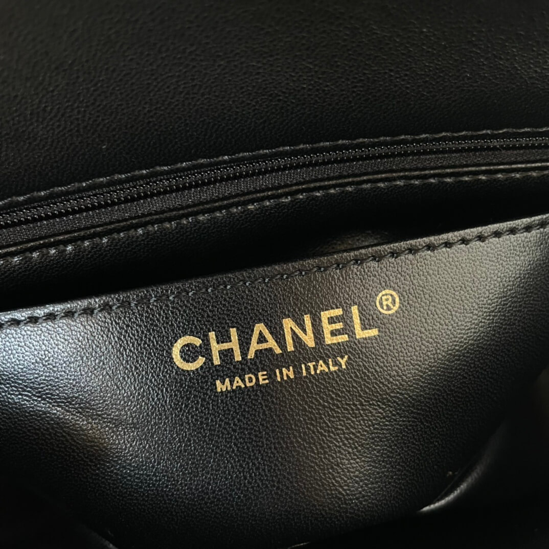 Chanel Mini Flap Top Handle Patent Leather Shoulder Crossbody Handbag - Image 59