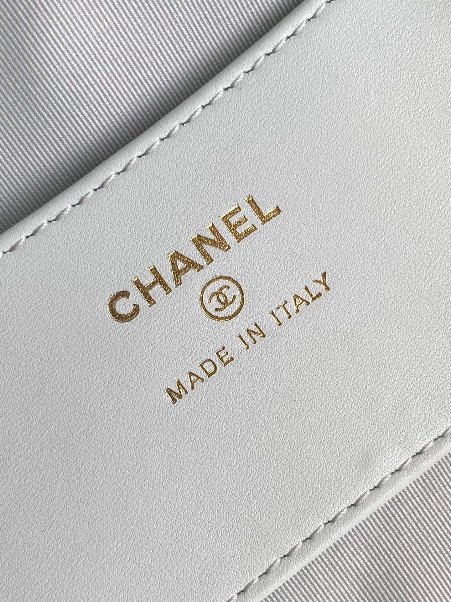 Chanel Pouch Mini Hobo Grained Calfskin Caviar Leather Handbag - Image 23