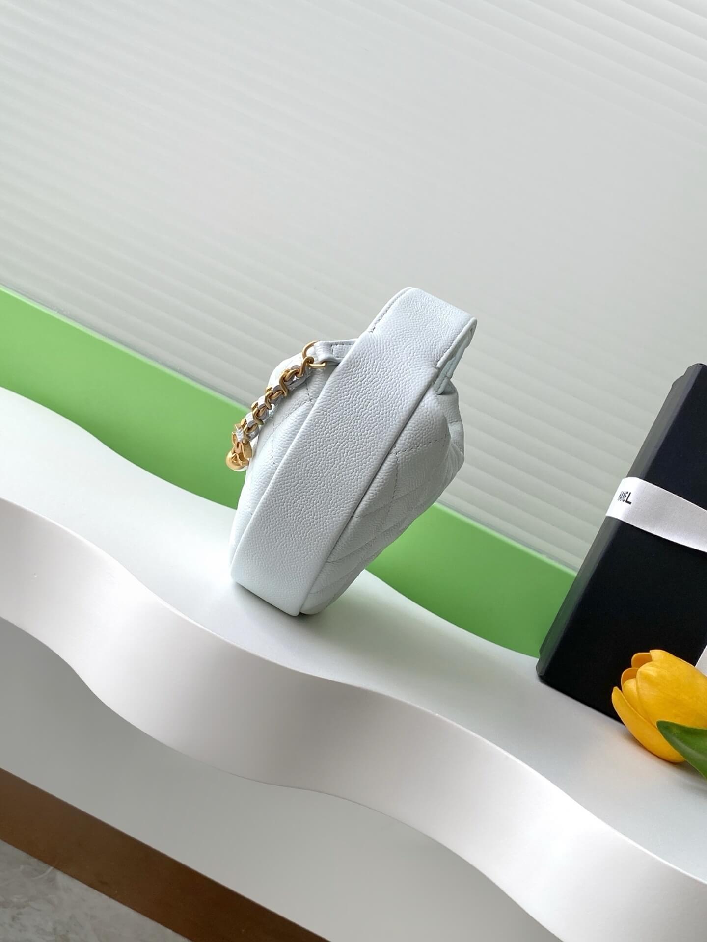 Chanel Pouch Mini Hobo Grained Calfskin Caviar Leather Handbag - Image 27