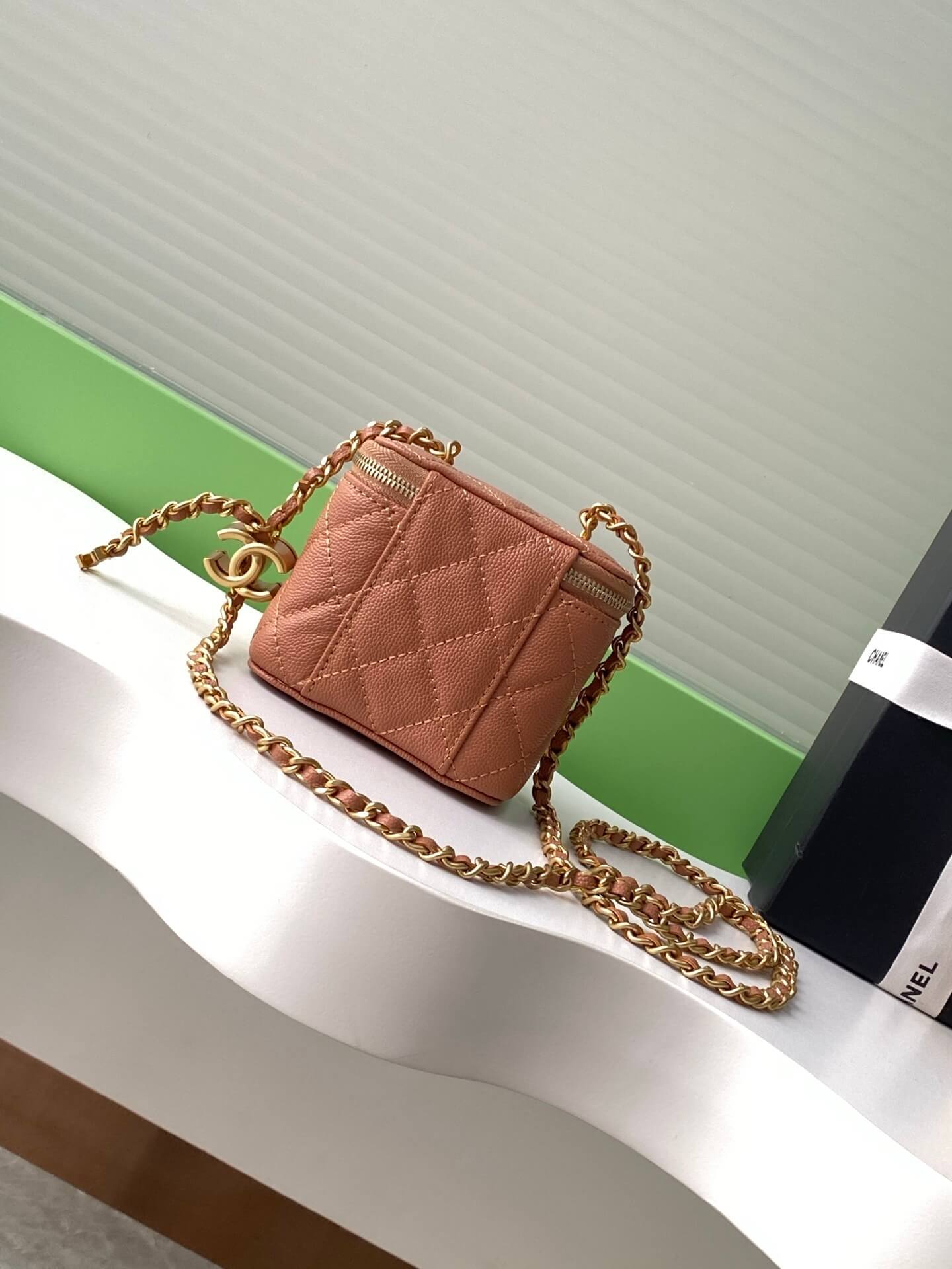 Chanel Quilted Top Handle Mini Vanity Case Caviar Leather Crossbody Bag - Image 38