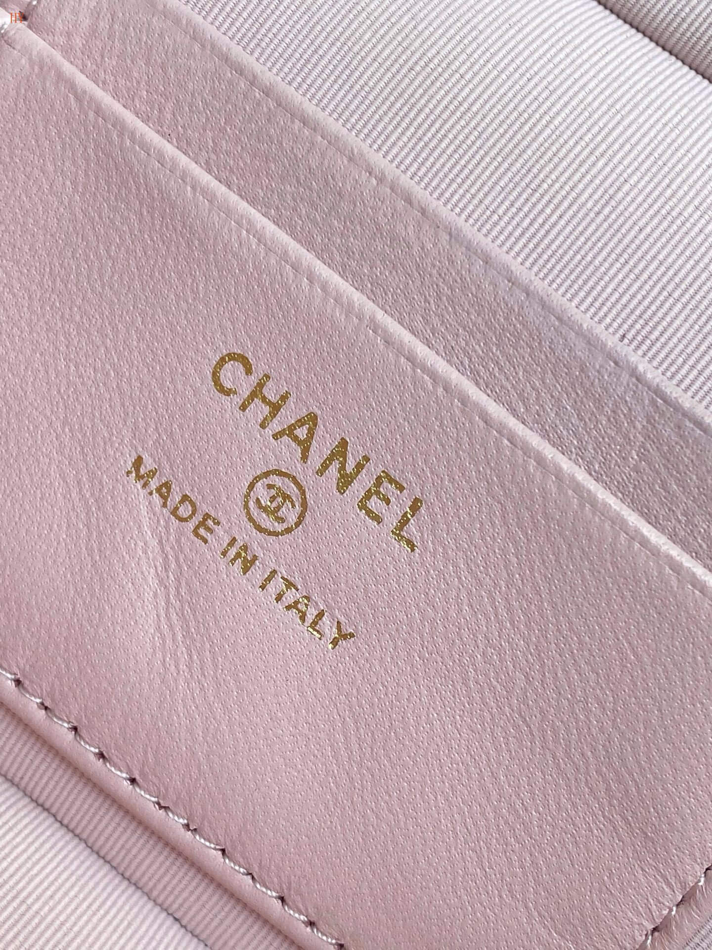 Chanel Quilted Top Handle Vanity Case Grained Calfskin Caviar Leather Crossbody Handbag - Image 48
