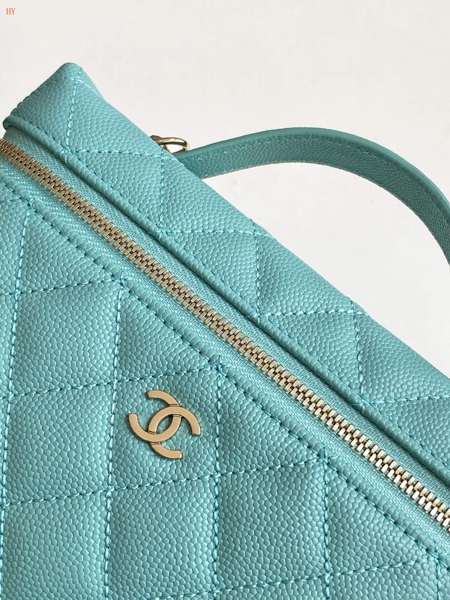 Chanel Quilted Top Handle Vanity Case Grained Calfskin Caviar Leather Crossbody Handbag - Image 6