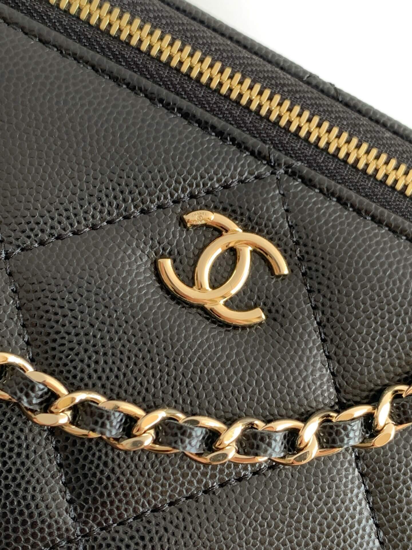 Chanel Small Top Handle Long Vanity Case with Chain Grained Calfskin Caviar Leather - Image 23