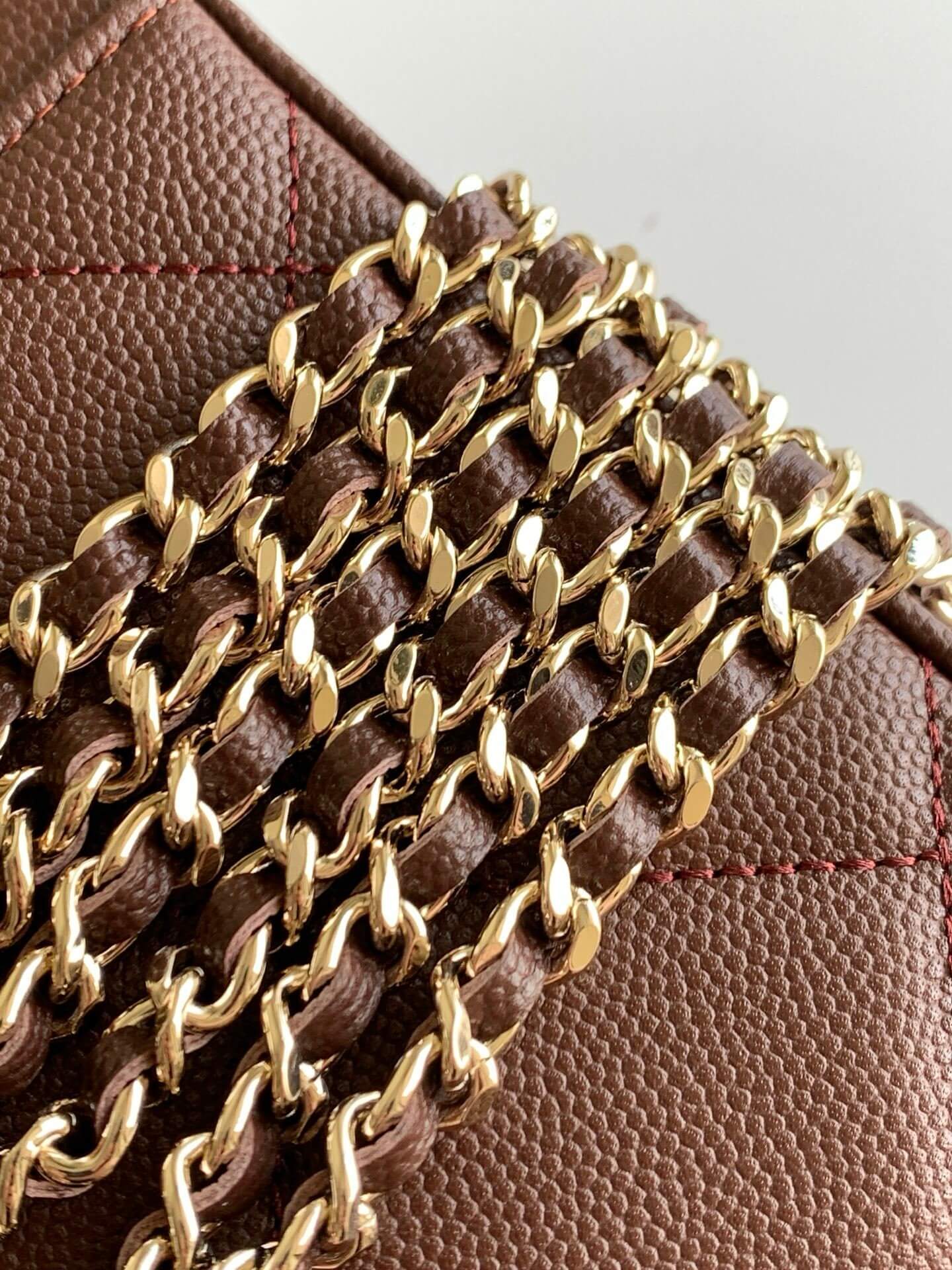 Chanel Small Top Handle Long Vanity Case with Chain Grained Calfskin Caviar Leather - Image 95