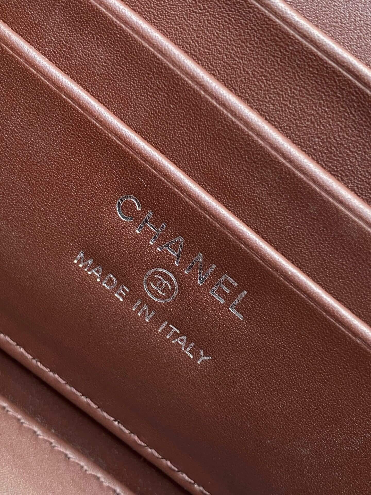 Chanel Small Top Handle Long Vanity Case with Chain Grained Calfskin Caviar Leather - Image 102