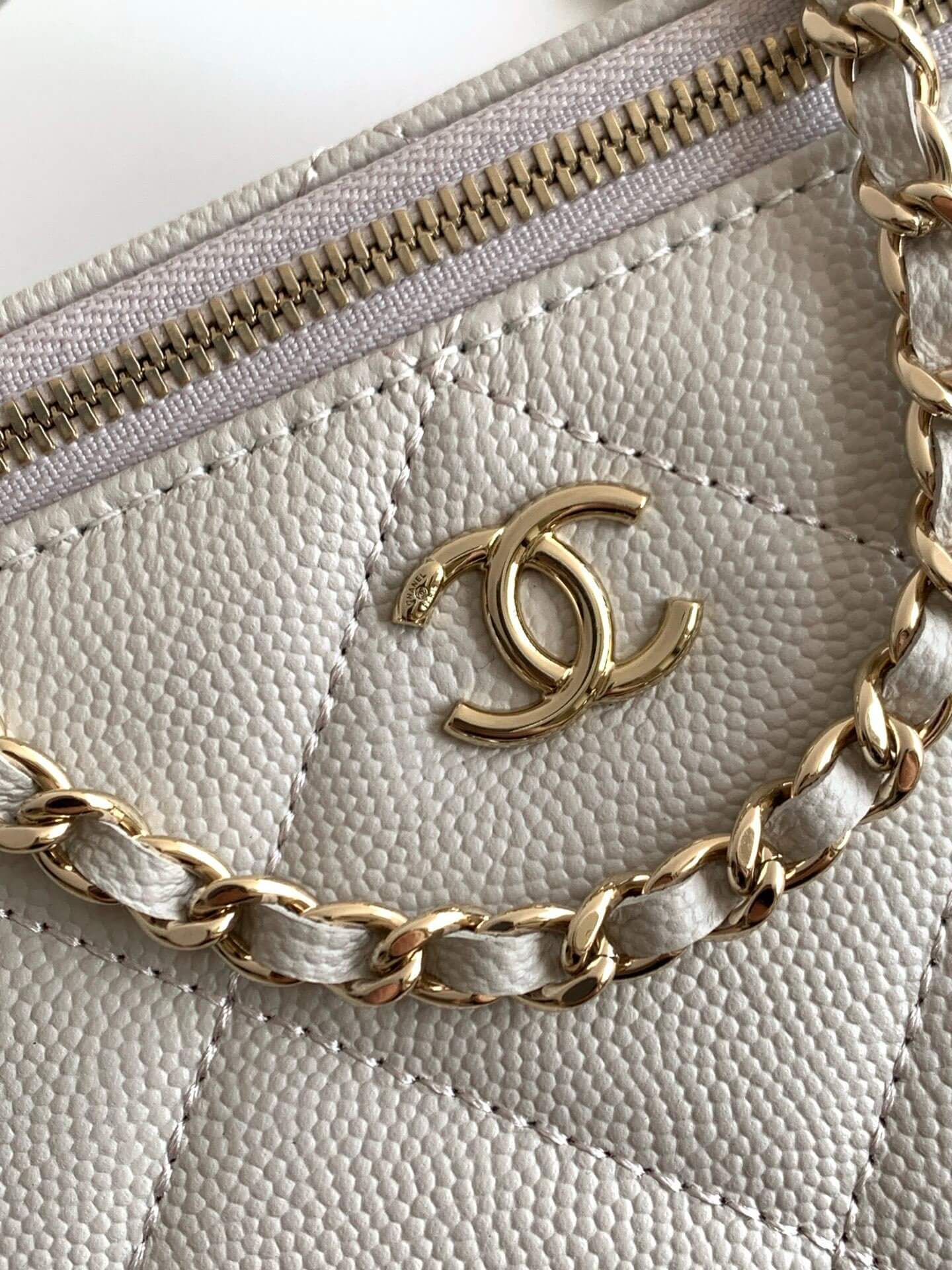 Chanel Small Top Handle Long Vanity Case with Chain Grained Calfskin Caviar Leather - Image 59