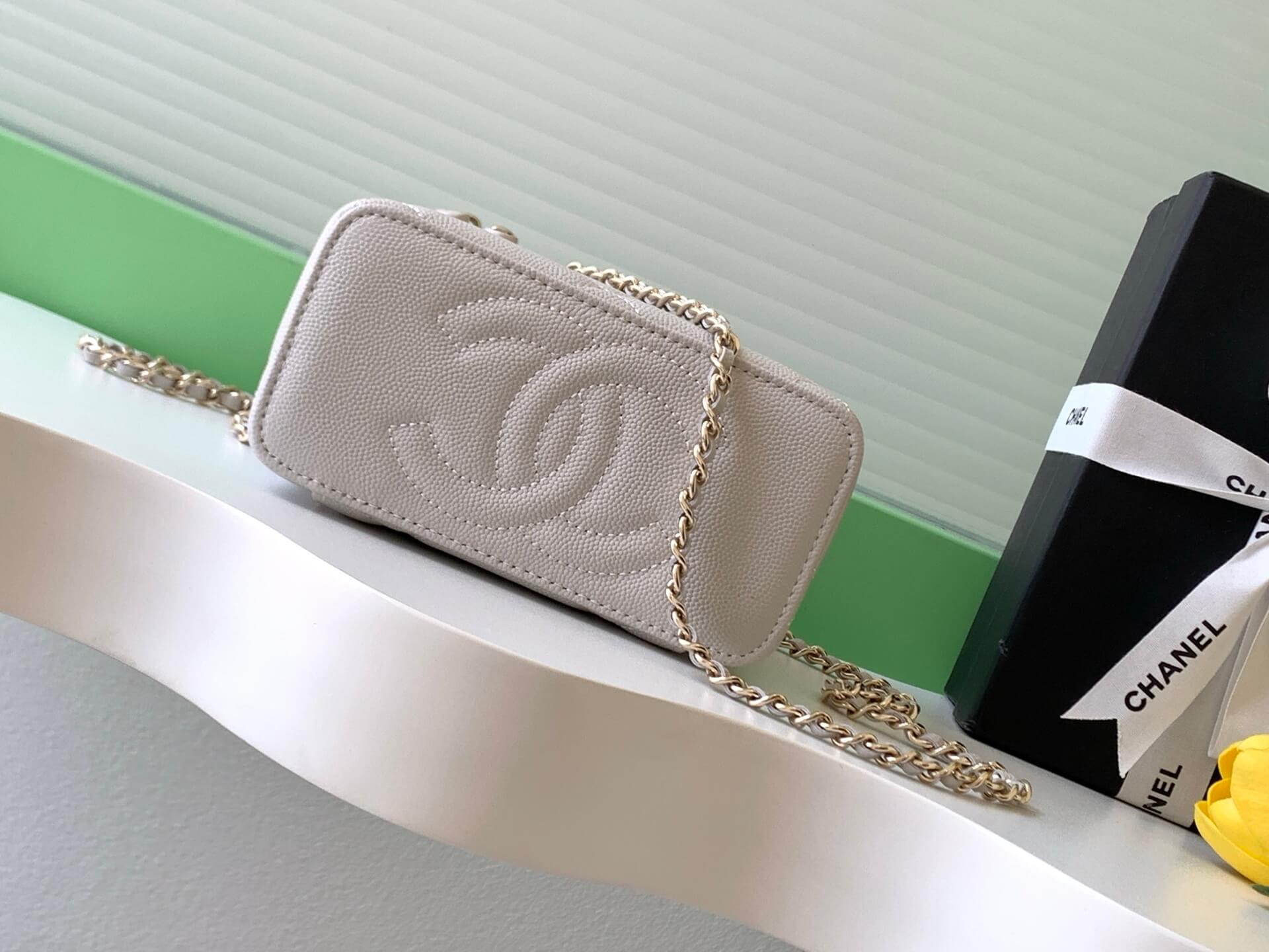 Chanel Small Top Handle Long Vanity Case with Chain Grained Calfskin Caviar Leather - Image 63