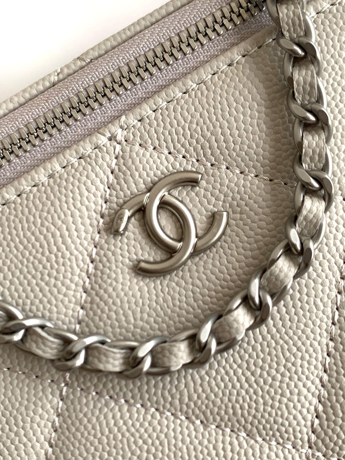 Chanel Small Top Handle Long Vanity Case with Chain Grained Calfskin Caviar Leather - Image 67