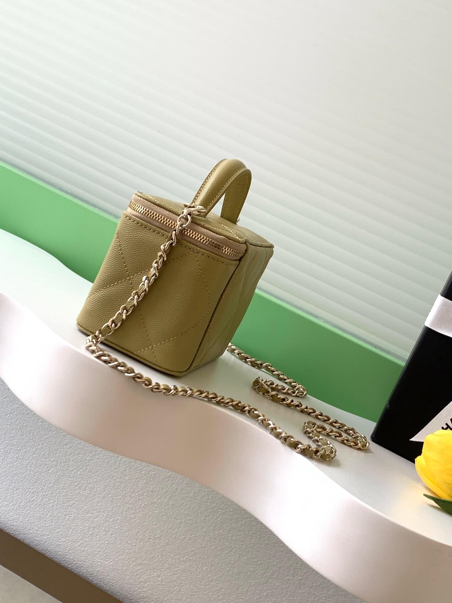 Chanel Small Top Handle Long Vanity Case with Chain Grained Calfskin Caviar Leather - Image 115