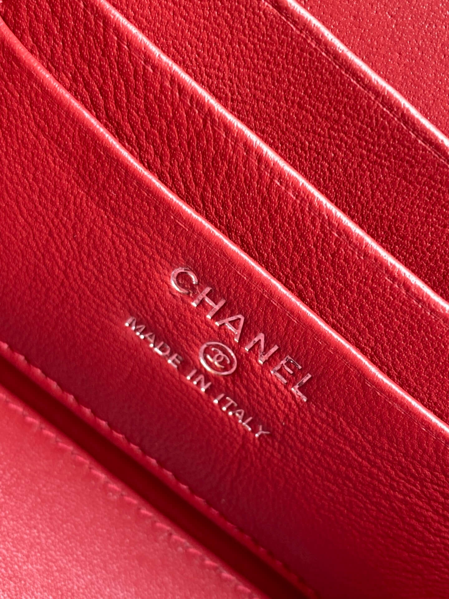 Chanel Small Top Handle Long Vanity Case with Chain Grained Calfskin Caviar Leather - Image 13