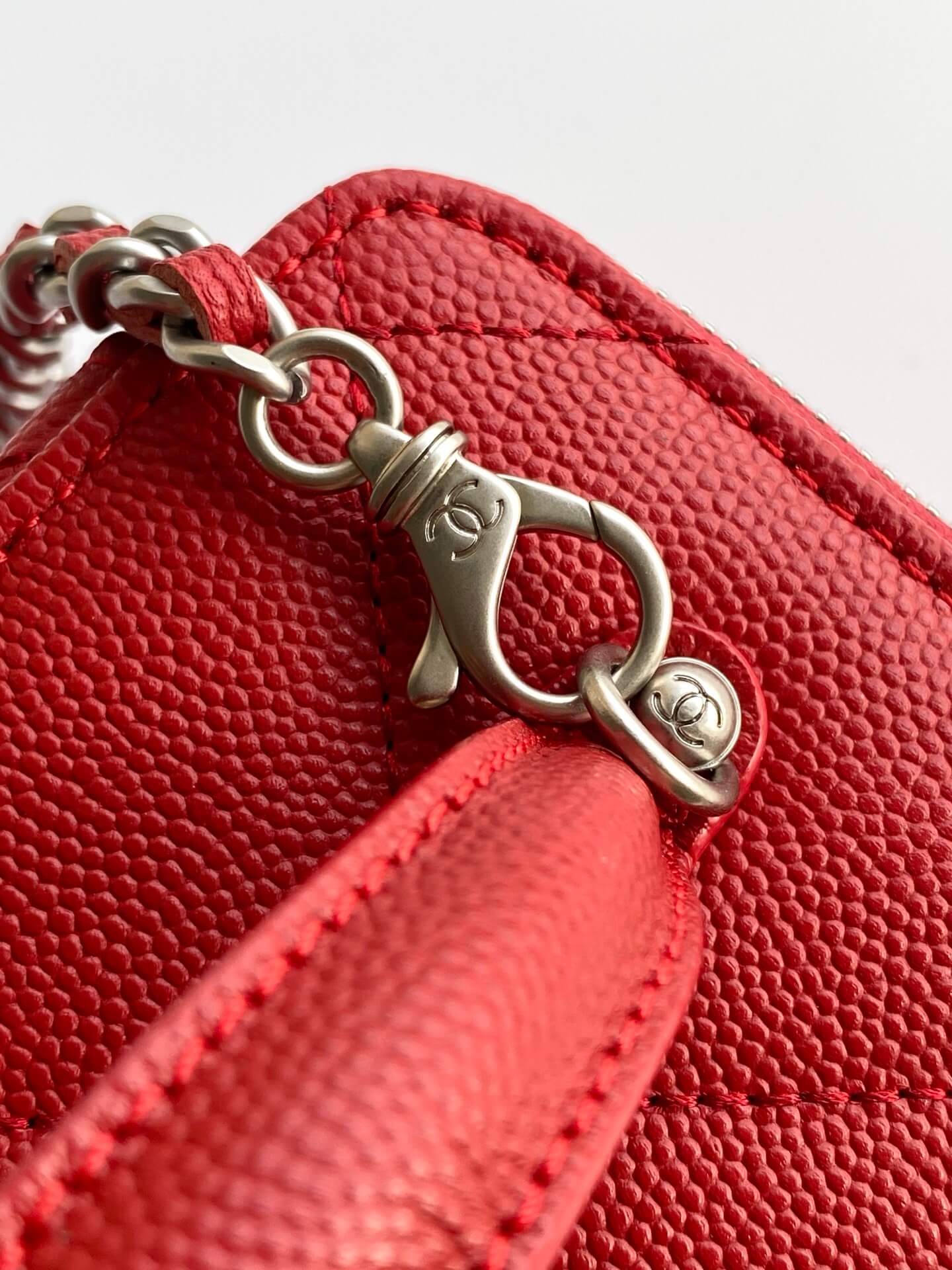 Chanel Small Top Handle Long Vanity Case with Chain Grained Calfskin Caviar Leather - Image 16