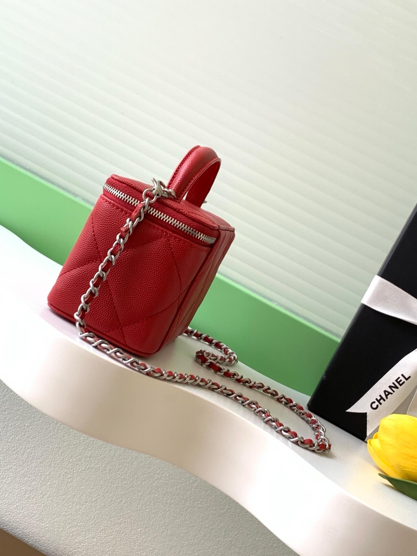 Chanel Small Top Handle Long Vanity Case with Chain Grained Calfskin Caviar Leather - Image 17