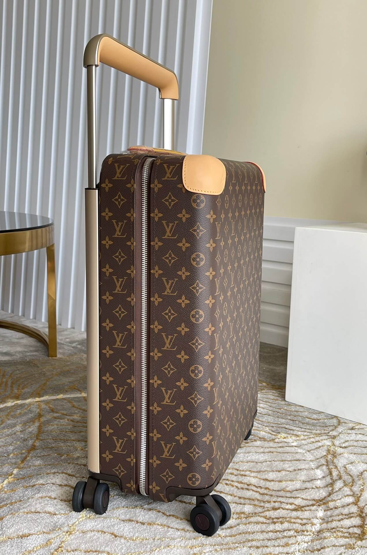 Louis Vuitton LV Monogram Canvas Horizon 50 - 55 Cabin Suitcase Rolling Travel Bag M13768 - M13767 Brown - Image 14