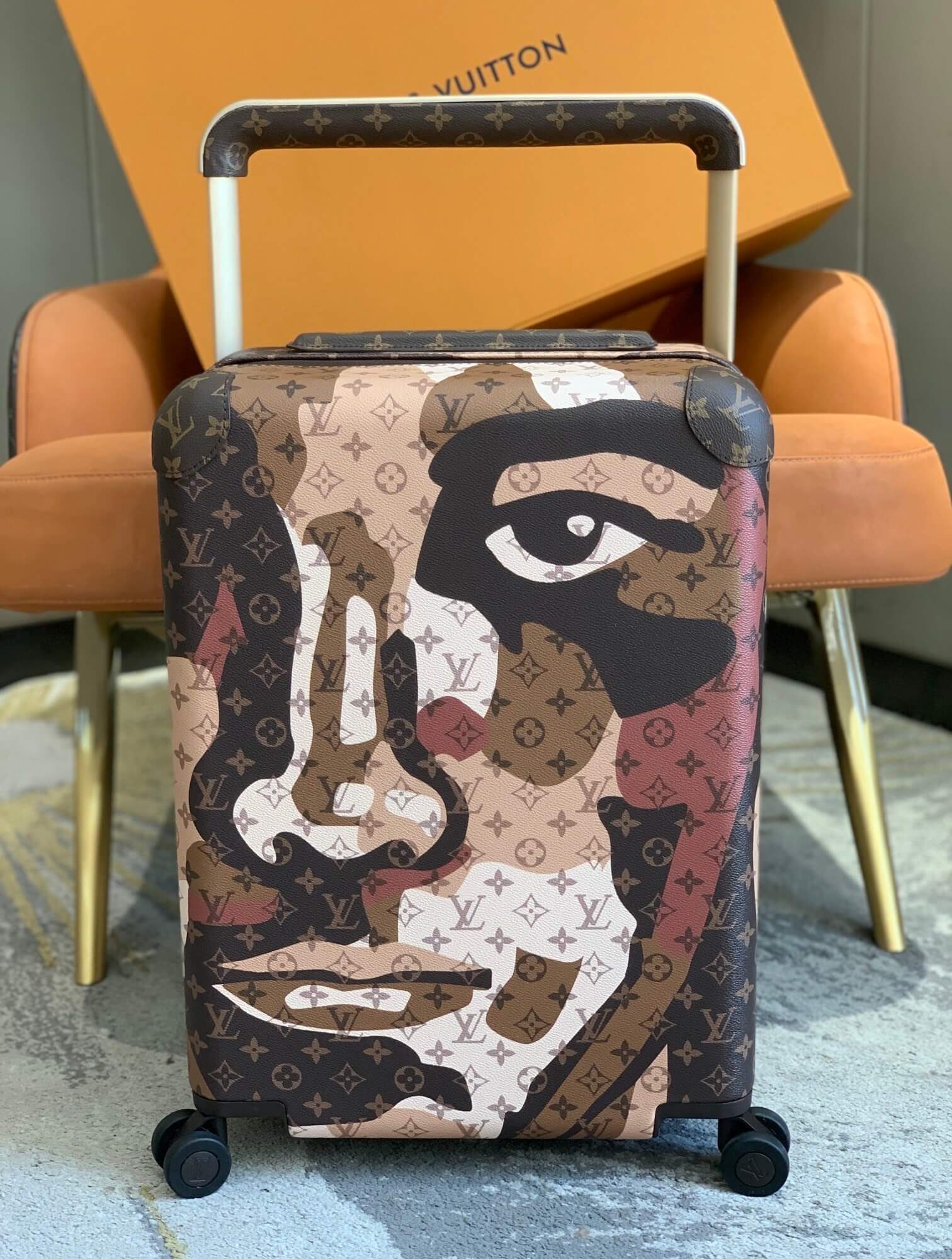 Louis Vuitton LV Monogram Canvas Horizon 55 Rolling Suitcase Travel Bag Brown