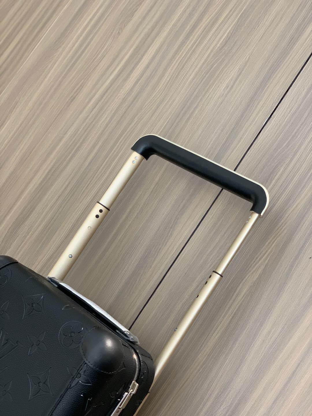 Louis Vuitton LV Monogram Empreinte Giant leather Horizon 55 Cabin Suitcase Travel Bag M13783 Black M46074 Beige - Image 7