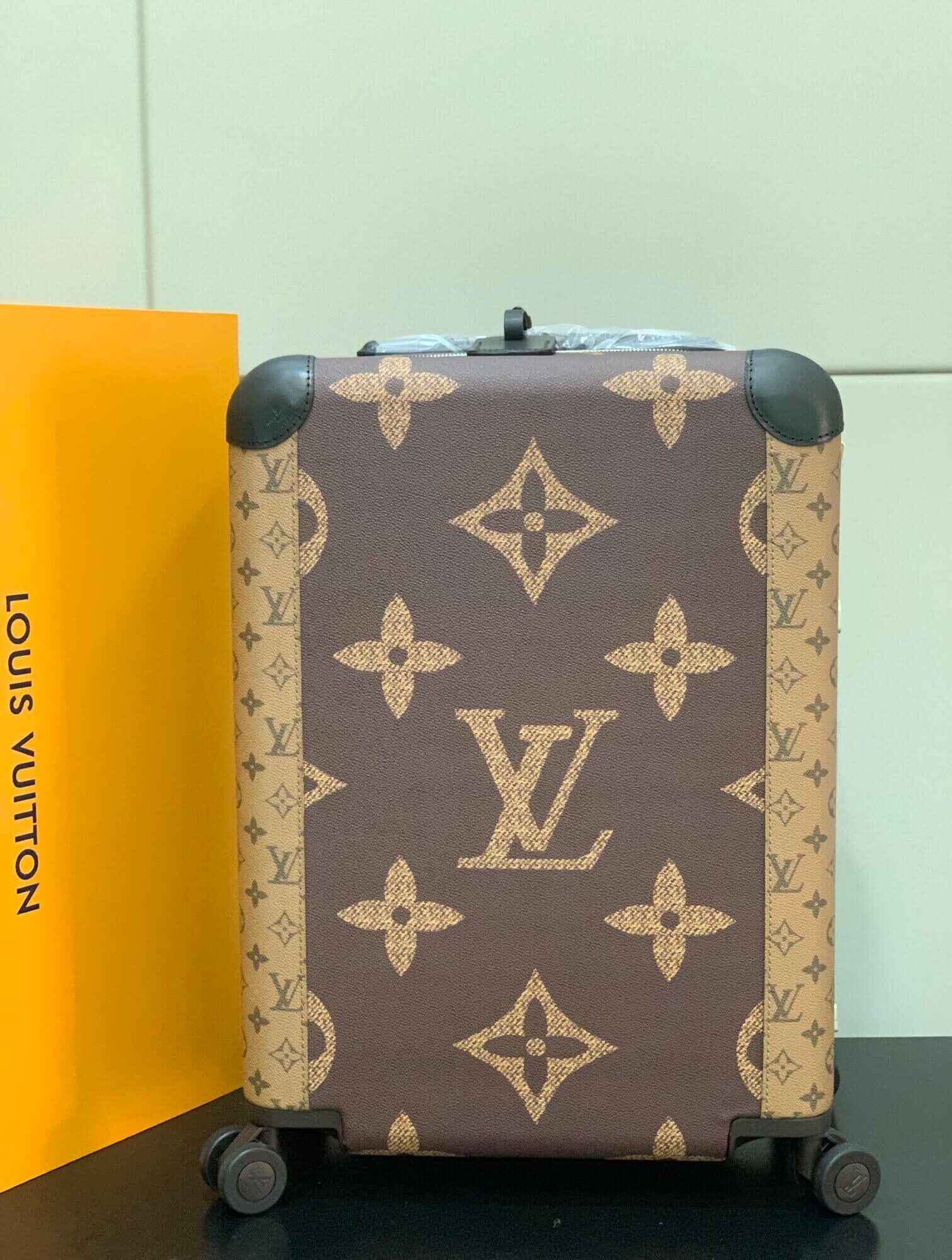 Louis Vuitton LV Monogram Giant Monogram Reverse coated canvas Horizon 55 cabin suitcase Travel Bag M47210 Brown