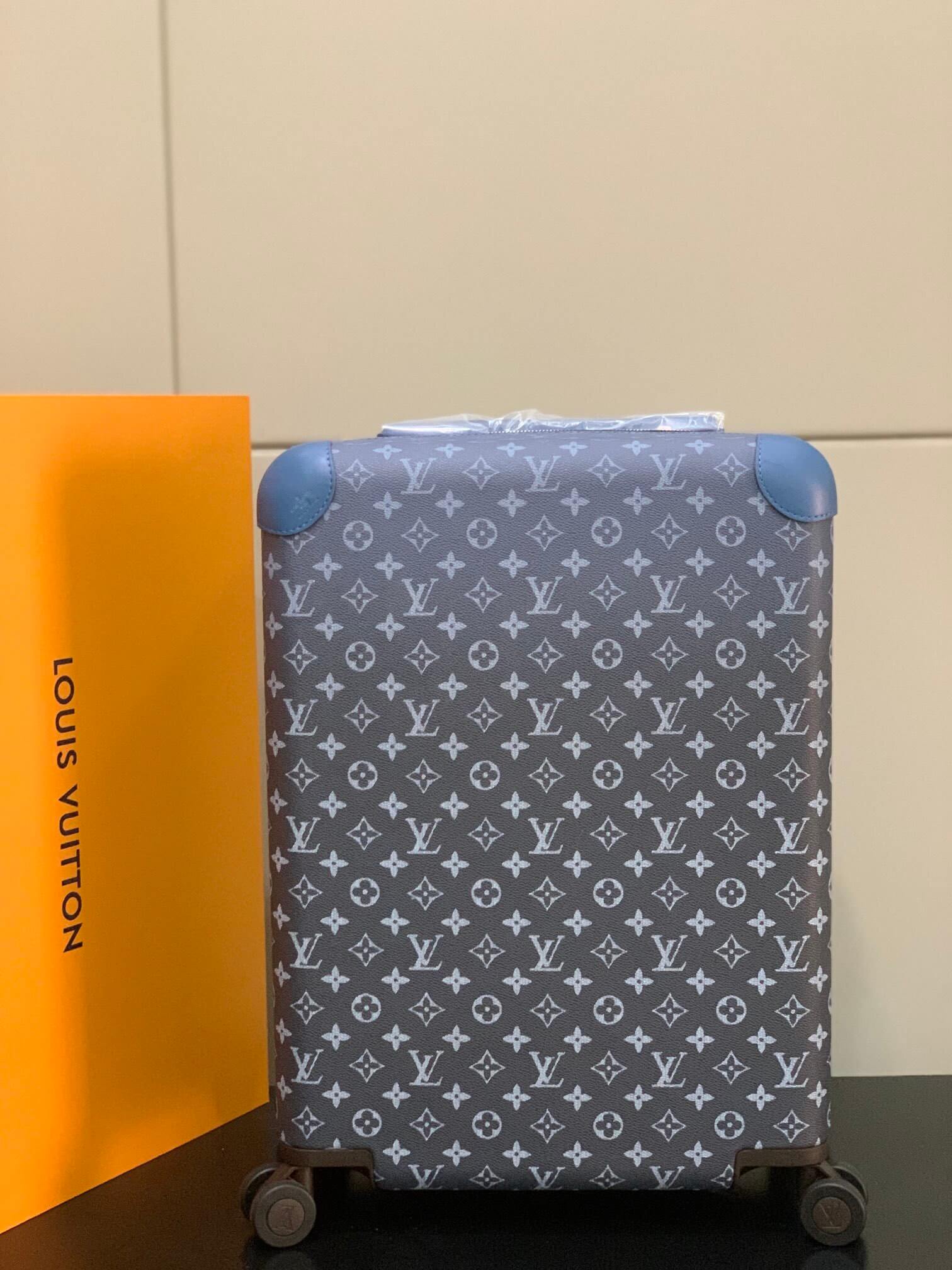 Louis Vuitton LV Monogram Gradient coated canvas Horizon 55 Cabin Suitcase Travel Bag M11557 Navy Blue - Image 8