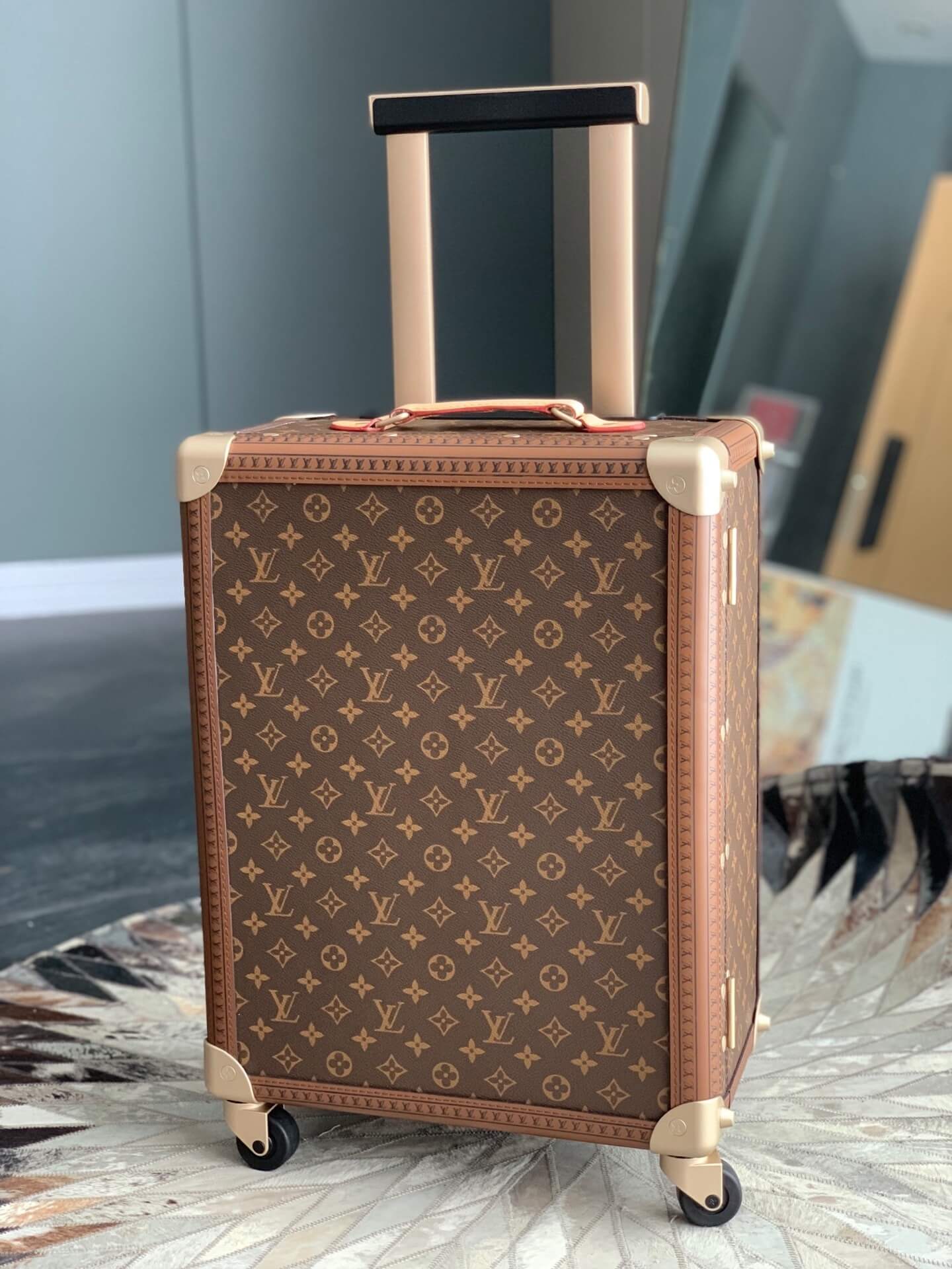 Louis Vuitton LV Monogram coated canvas - Monogram Eclipse coated canvas Rolling Trunk Travel Bag M10117 Black M20212 Brown - Image 10