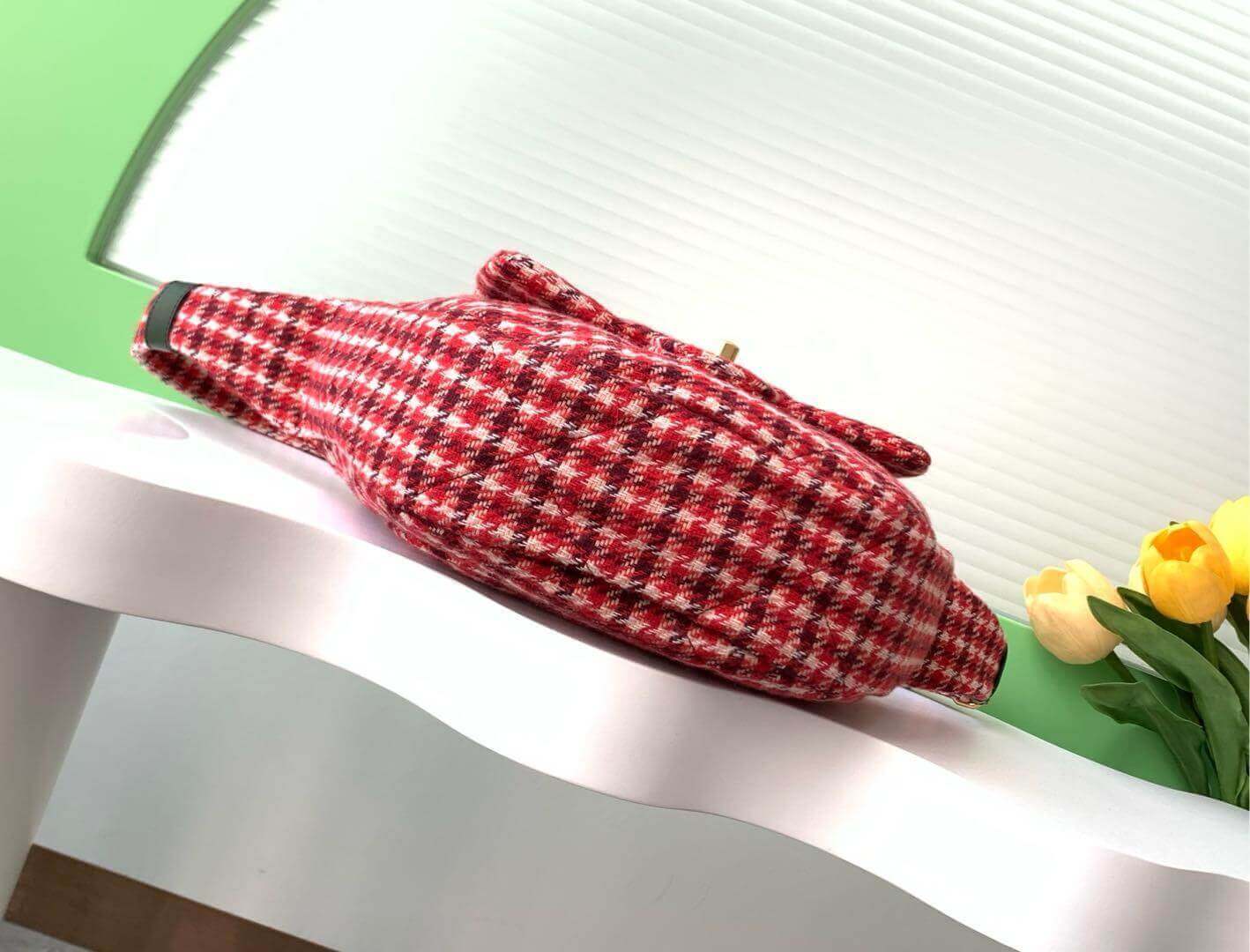 Chanel 24N Half-Moon Tweed & Gold Metal Red, Pink & Black & calfskin trim on the strap Crossbody Bag - Image 8