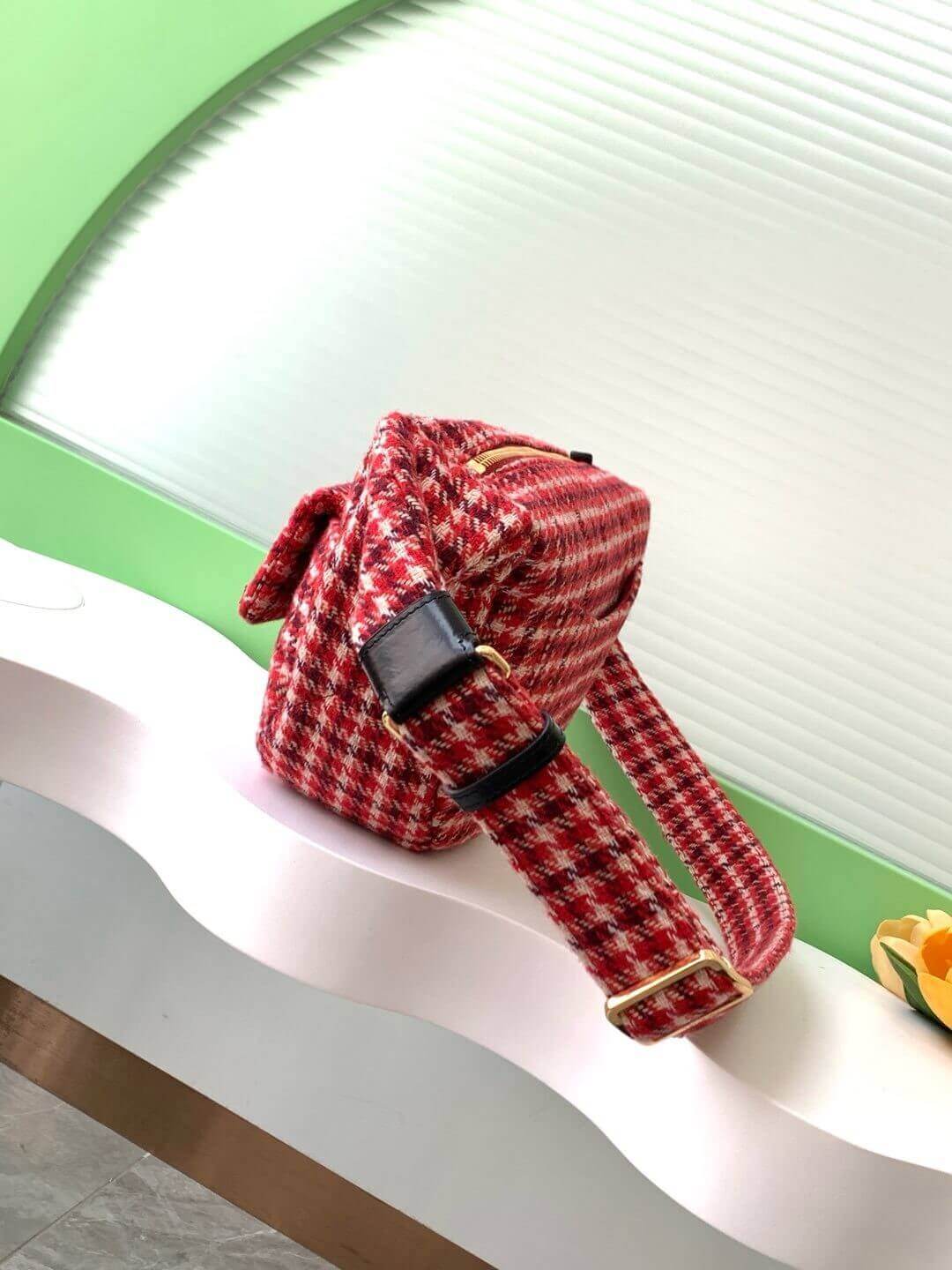 Chanel 24N Half-Moon Tweed & Gold Metal Red, Pink & Black & calfskin trim on the strap Crossbody Bag - Image 3