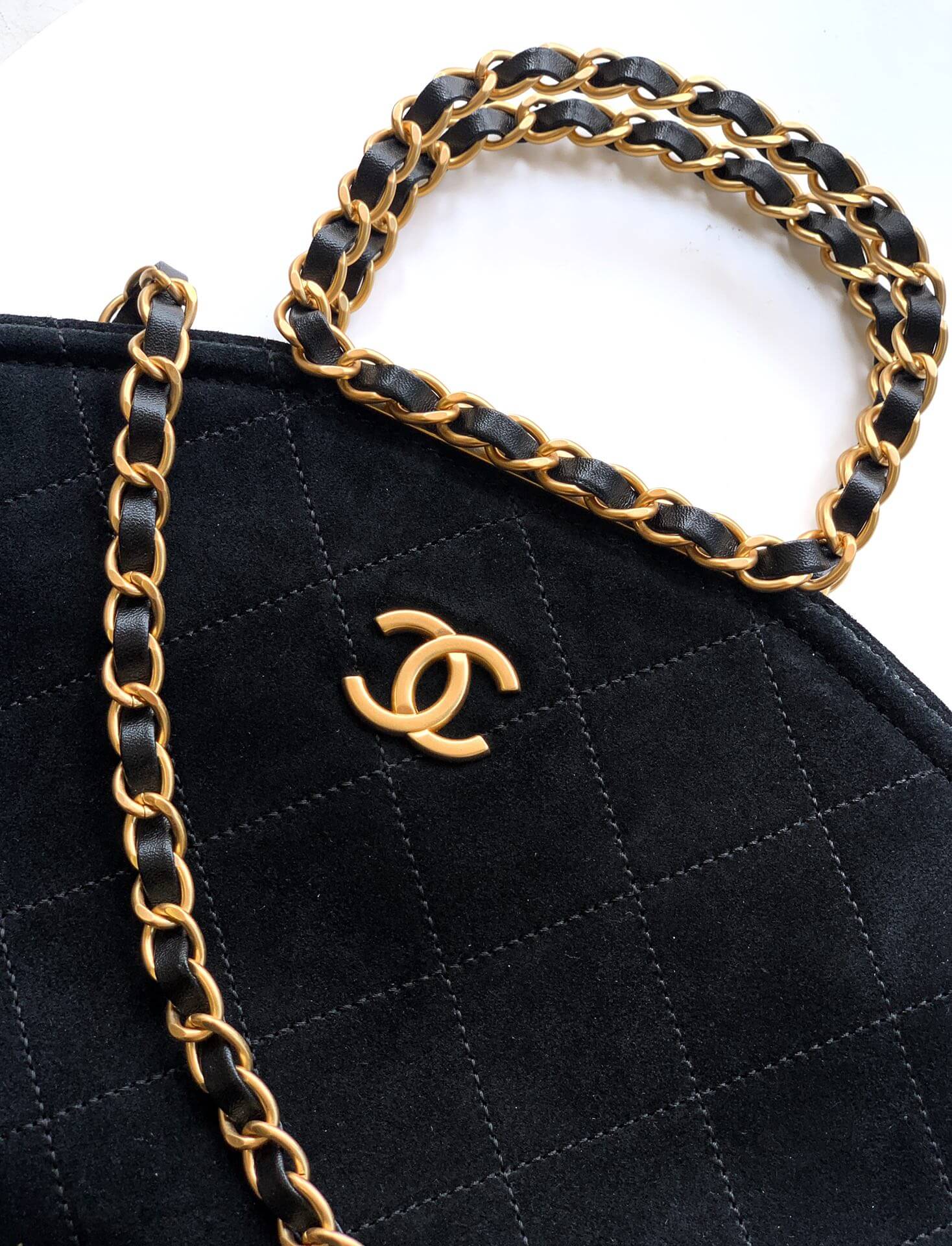 Chanel 25 Hobo Flap Suede Calfskin & Lambskin lining Shoulder Handbag - Image 6