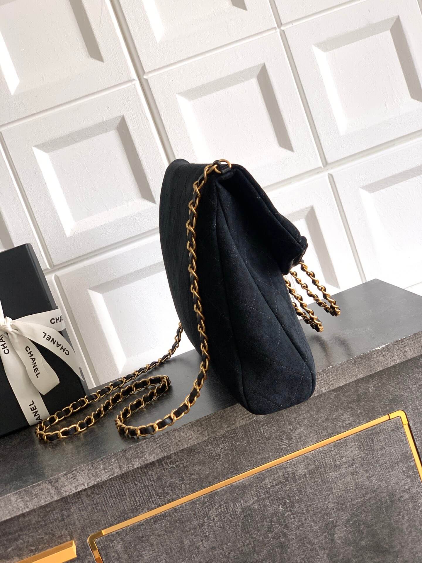 Chanel 25 Hobo Flap Suede Calfskin & Lambskin lining Shoulder Handbag - Image 7