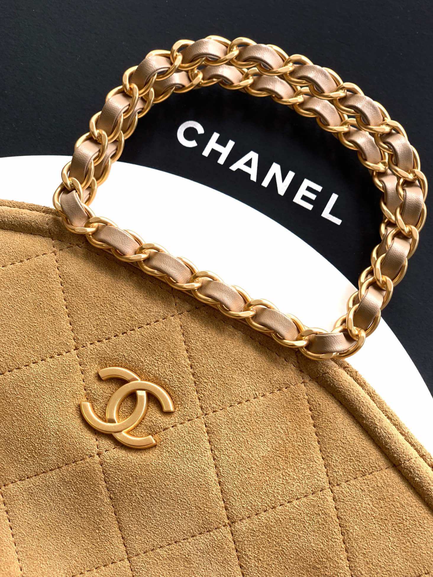 Chanel 25 Hobo Flap Suede Calfskin & Lambskin lining Shoulder Handbag - Image 15