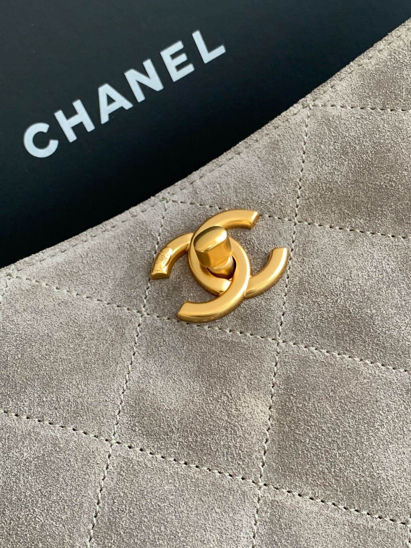 Chanel 25 Hobo Tote Shoulder Handbag Shopping Suede Calfskin Leather - Image 42