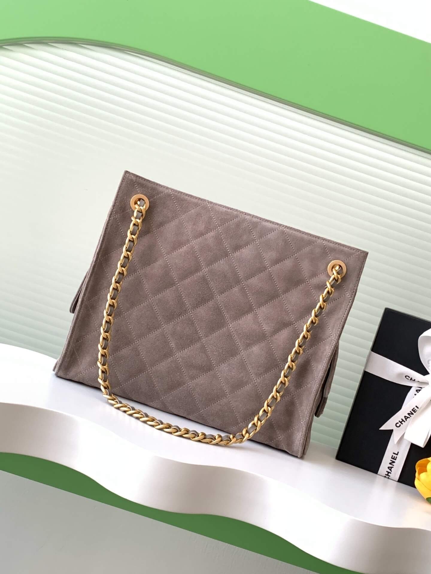 Chanel 25 Hobo Tote Shoulder Handbag Shopping Suede Calfskin Leather - Image 38