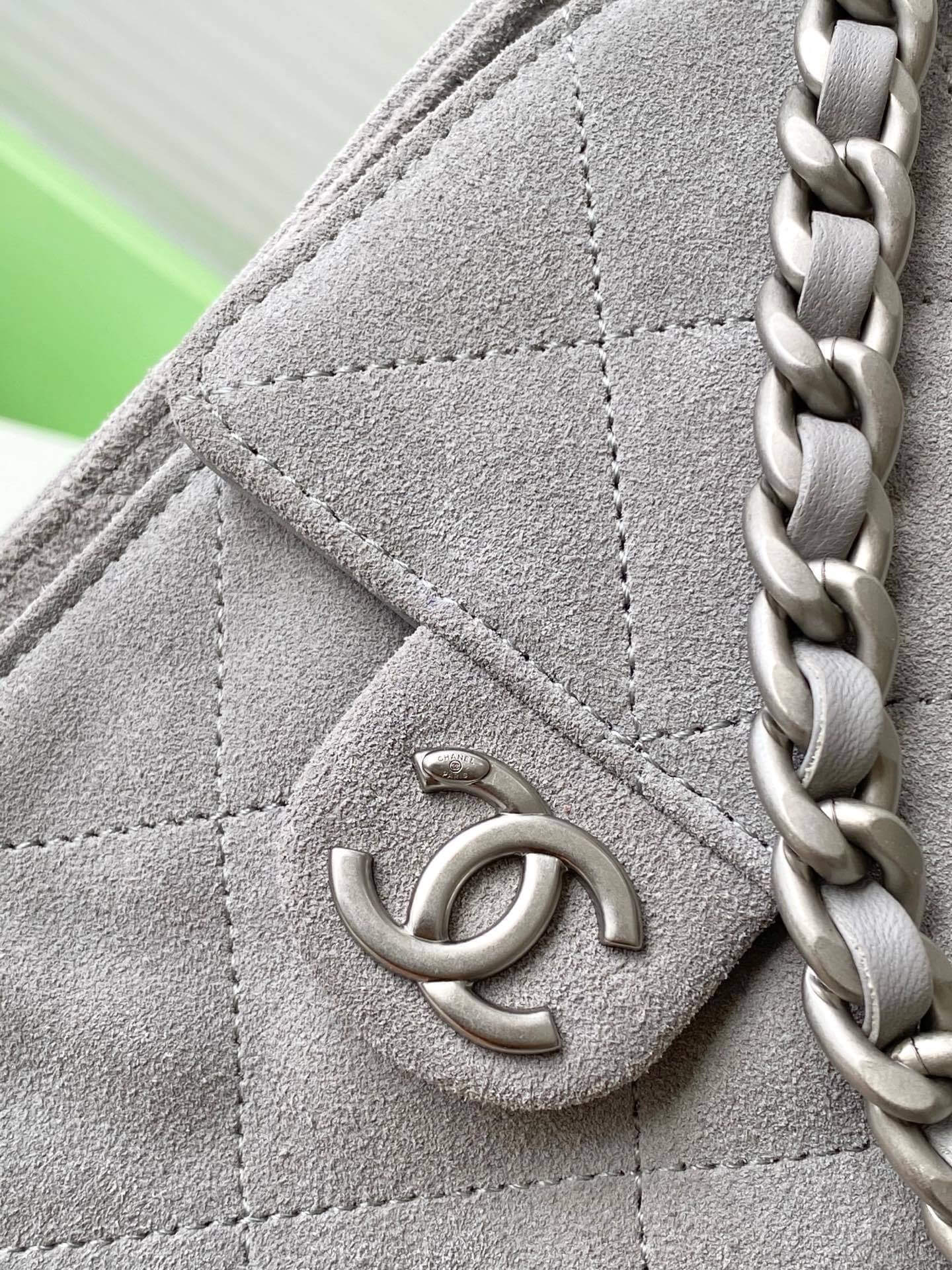 Chanel 25 Hobo Tote Shoulder Handbag Shopping Suede Calfskin Leather - Image 5