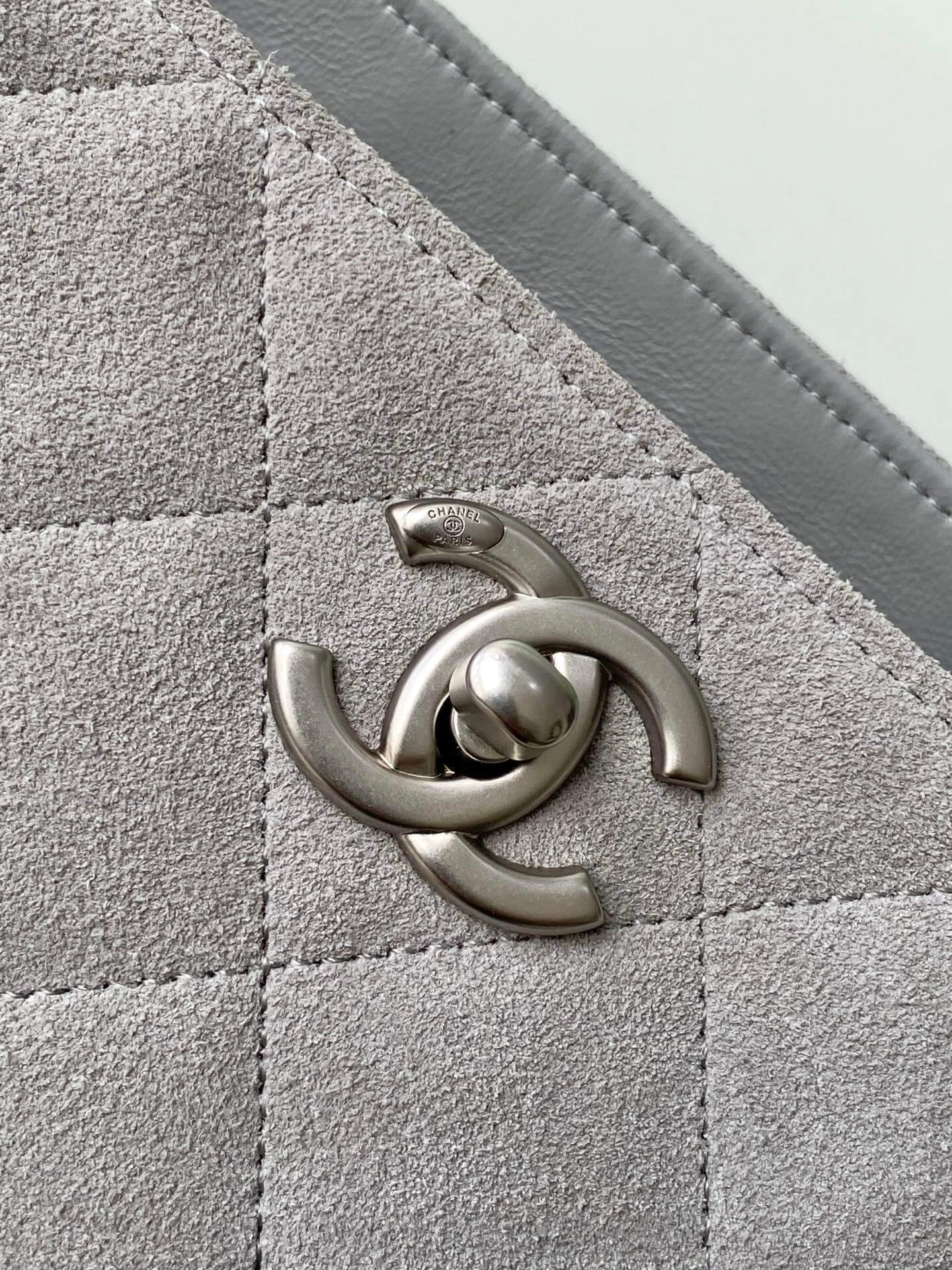 Chanel 25 Hobo Tote Shoulder Handbag Shopping Suede Calfskin Leather - Image 6