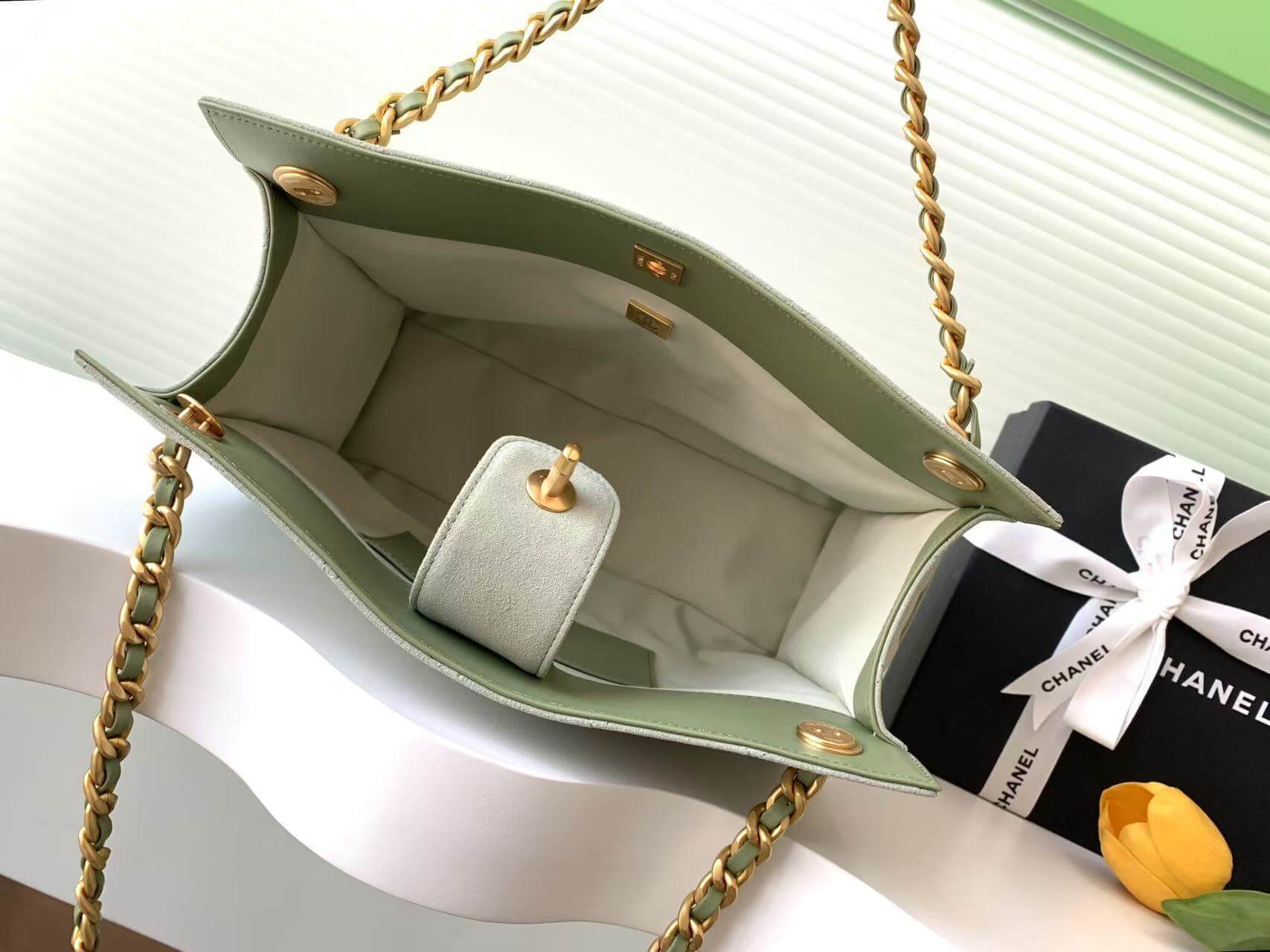 Chanel 25 Hobo Tote Shoulder Handbag Shopping Suede Calfskin Leather - Image 12