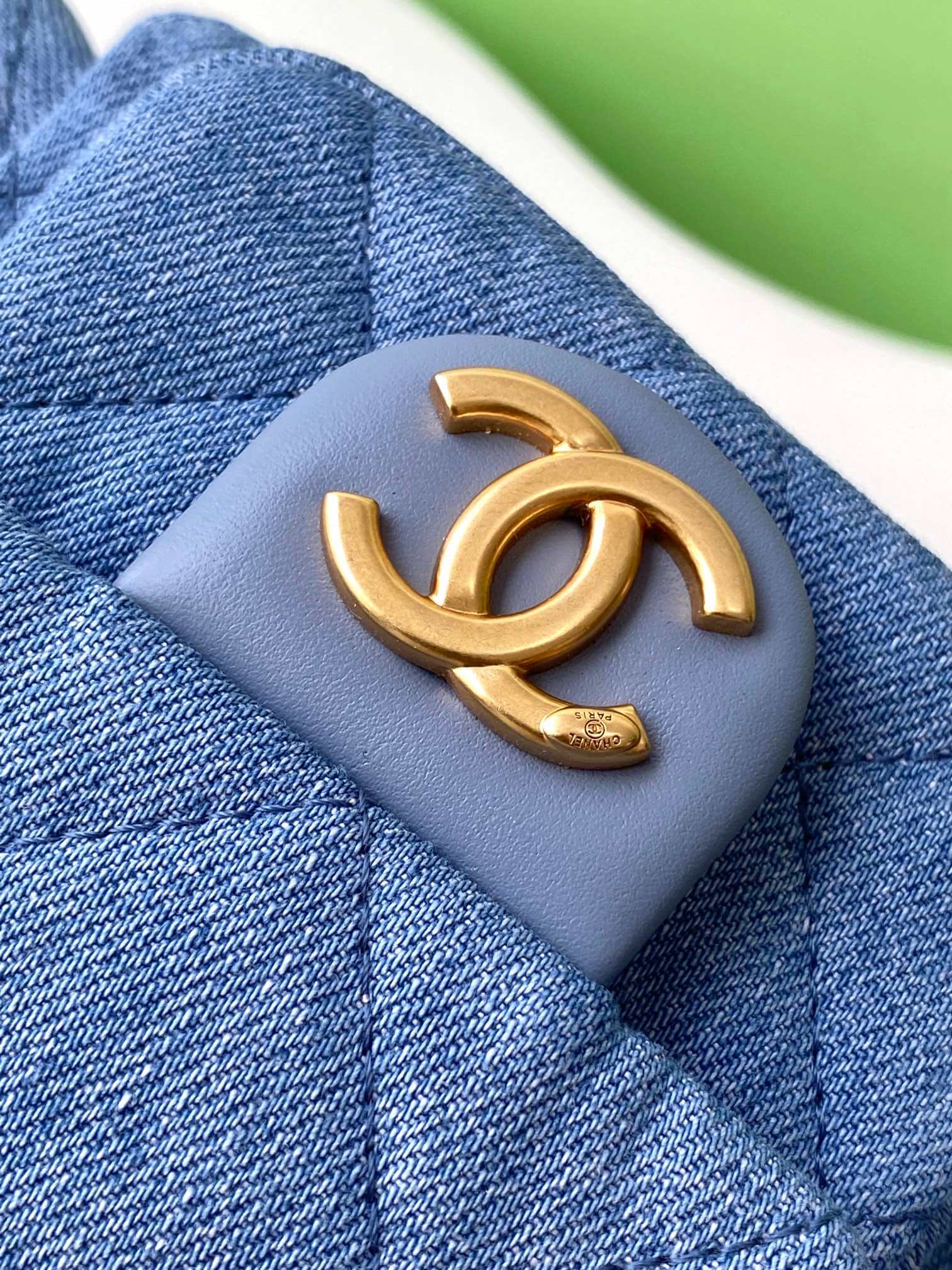 Chanel 25 Hobo Washed Denim with Aged Gold Hardware Small - Medium Shoulder Bag Blue - Image 5