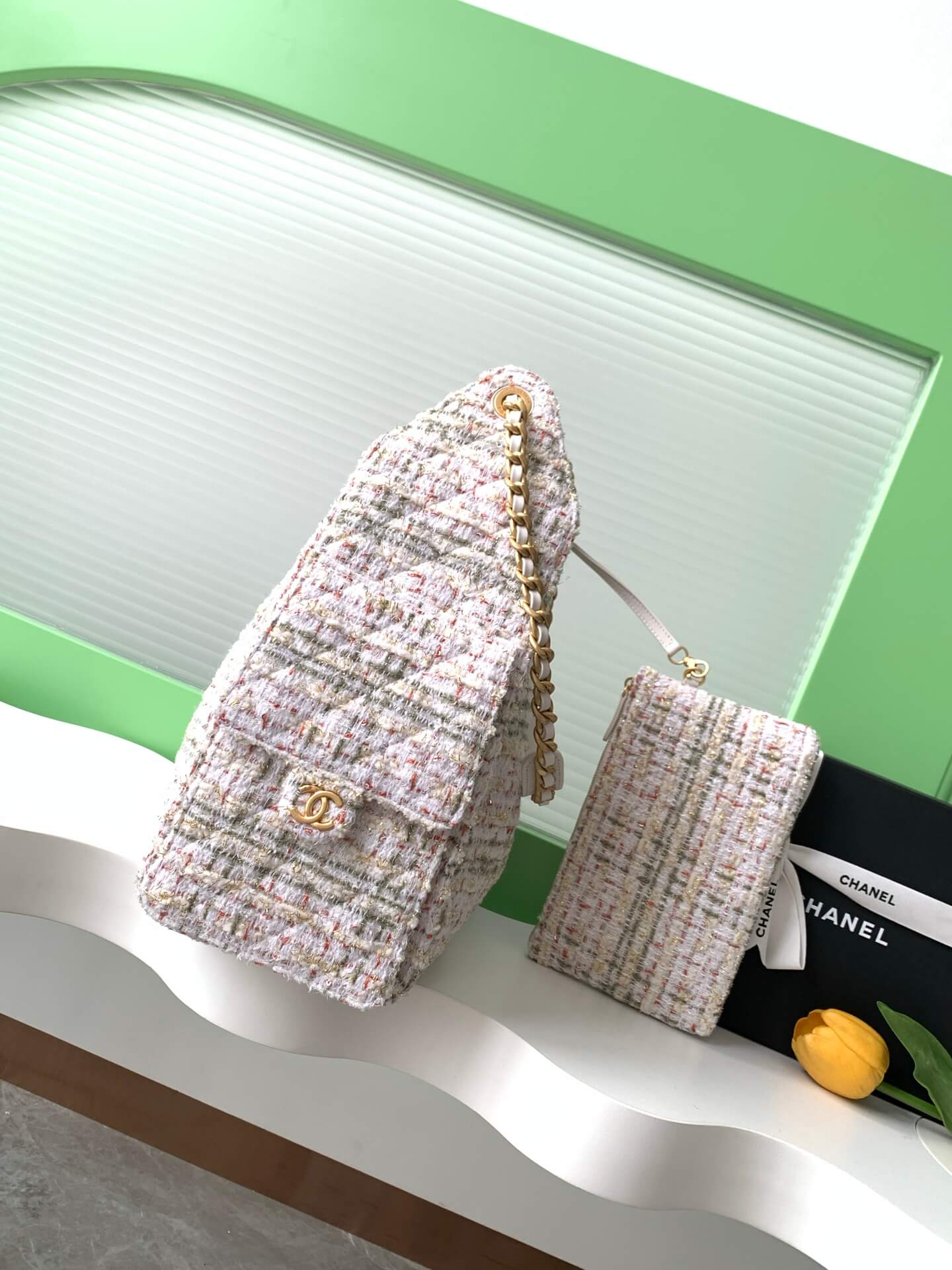 Chanel 25 Hobo Tweed Sequined Aged Gold-tone Metal Hardware Shoulder Bag - Image 35