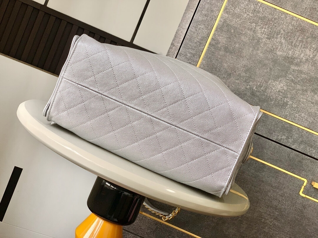 Chanel 25 Small - Medium Shoulder Handbag Grained Calfskin & Gold-Tone Metal - Image 88