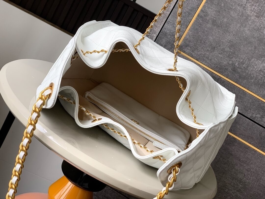 Chanel 25 Small - Medium Shoulder Handbag Grained Calfskin & Gold-Tone Metal - Image 20