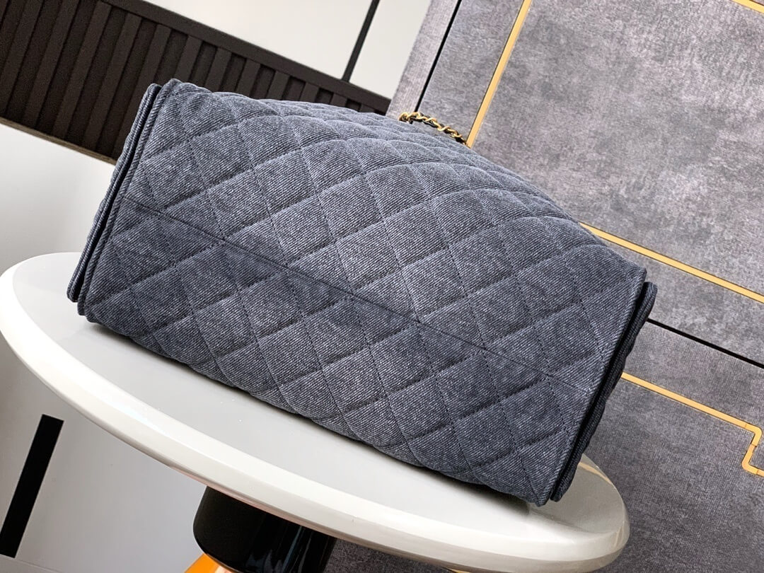 Chanel 25 Small - Medium Shoulder Handbag Suede Calfskin & Gold Metal - Image 143