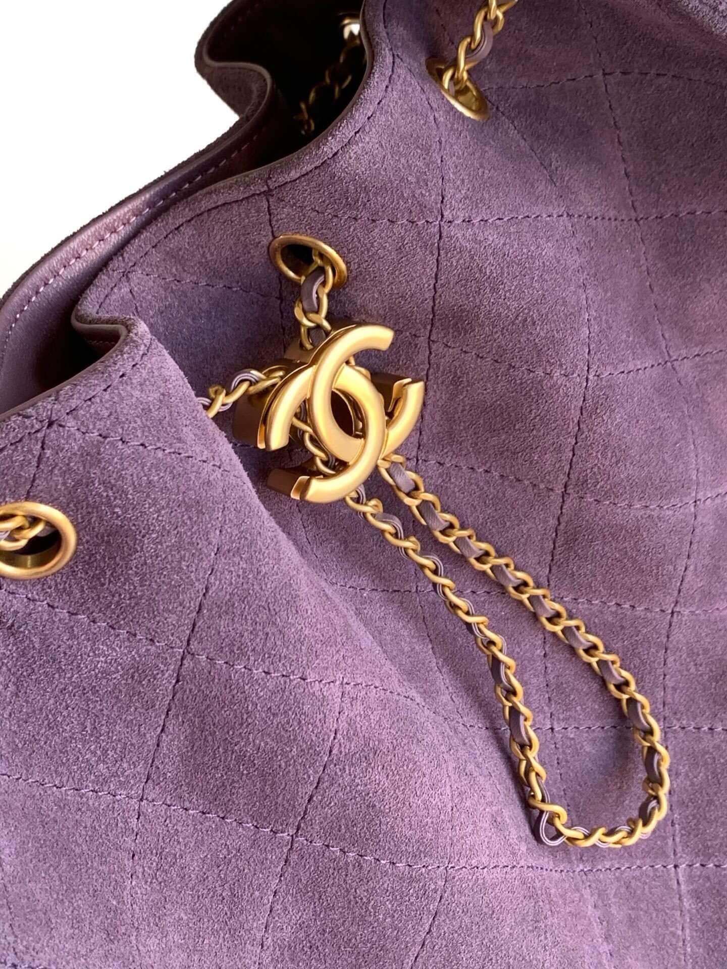 Chanel 25 Small - Medium Shoulder Handbag Suede Calfskin & Gold Metal - Image 14