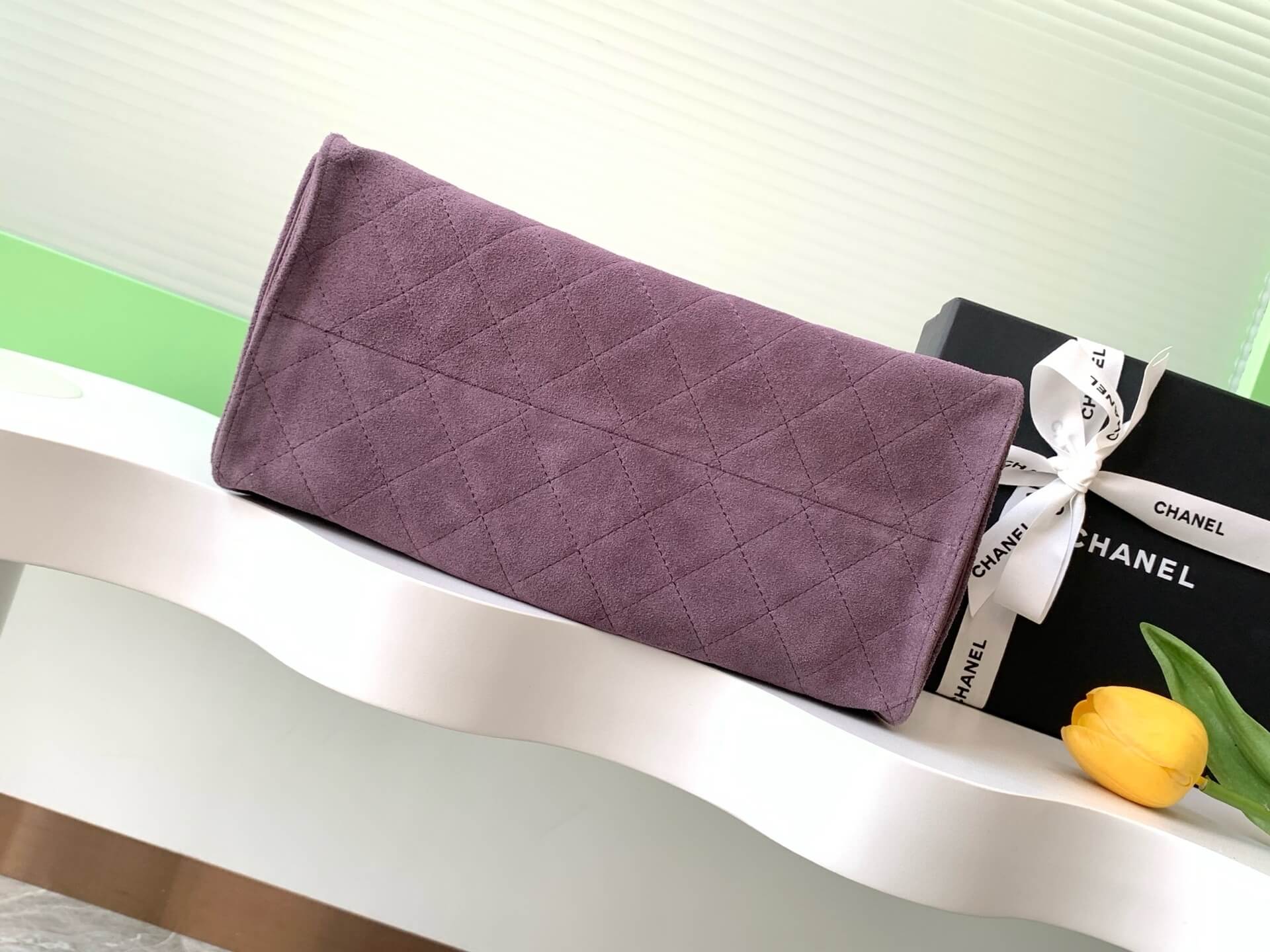 Chanel 25 Small - Medium Shoulder Handbag Suede Calfskin & Gold Metal - Image 18