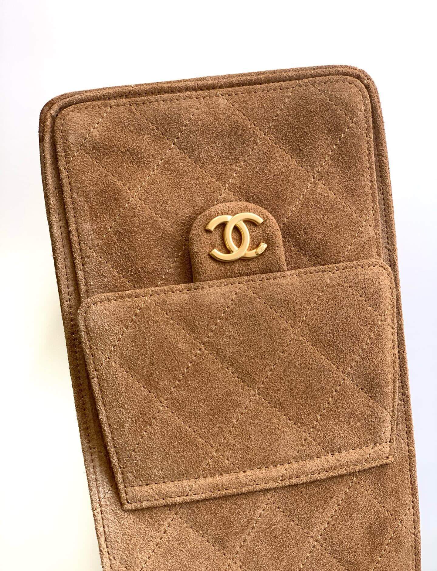 Chanel 25 Small - Medium Shoulder Handbag Suede Calfskin & Gold Metal - Image 52