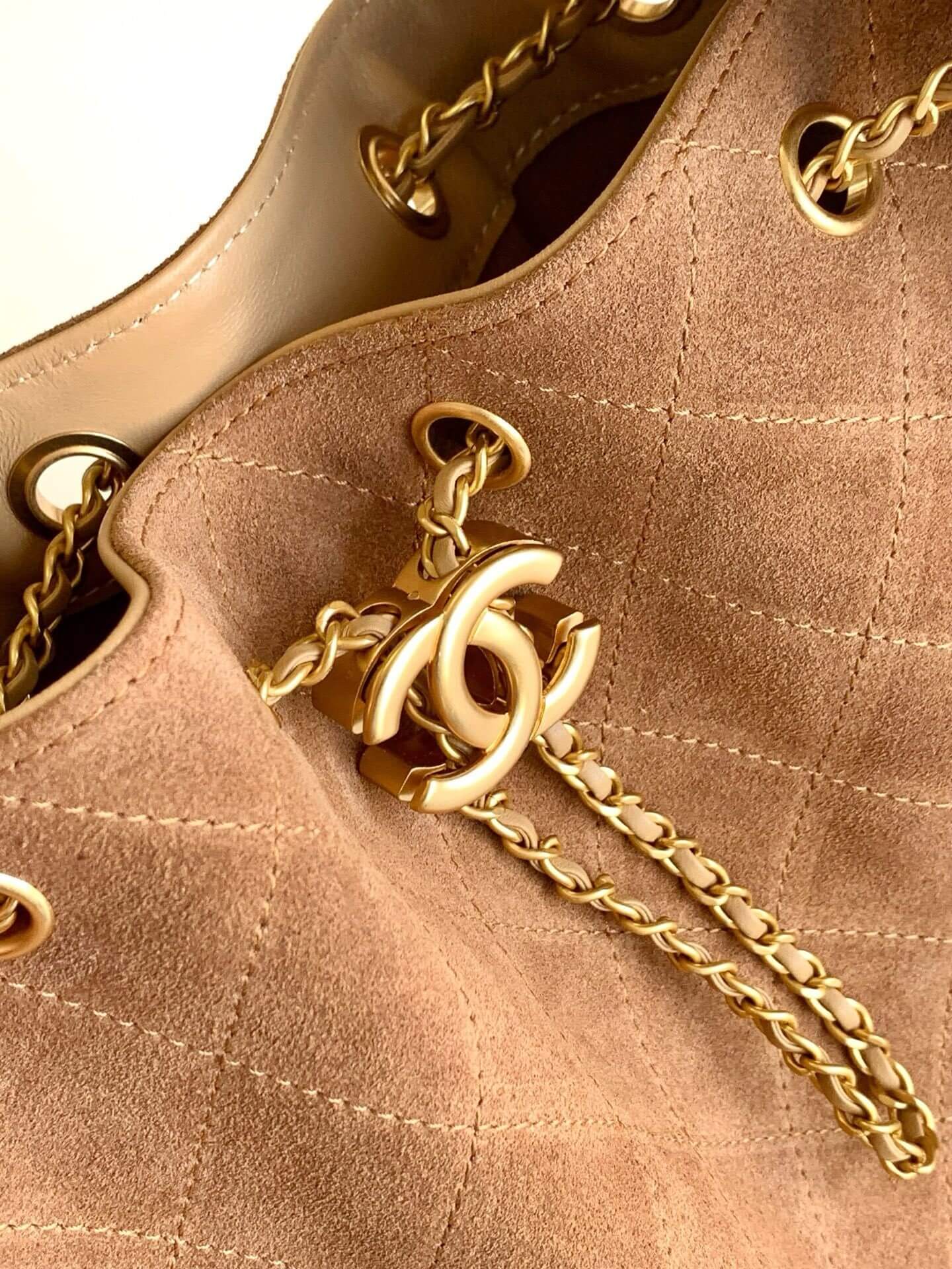 Chanel 25 Small - Medium Shoulder Handbag Suede Calfskin & Gold Metal - Image 49