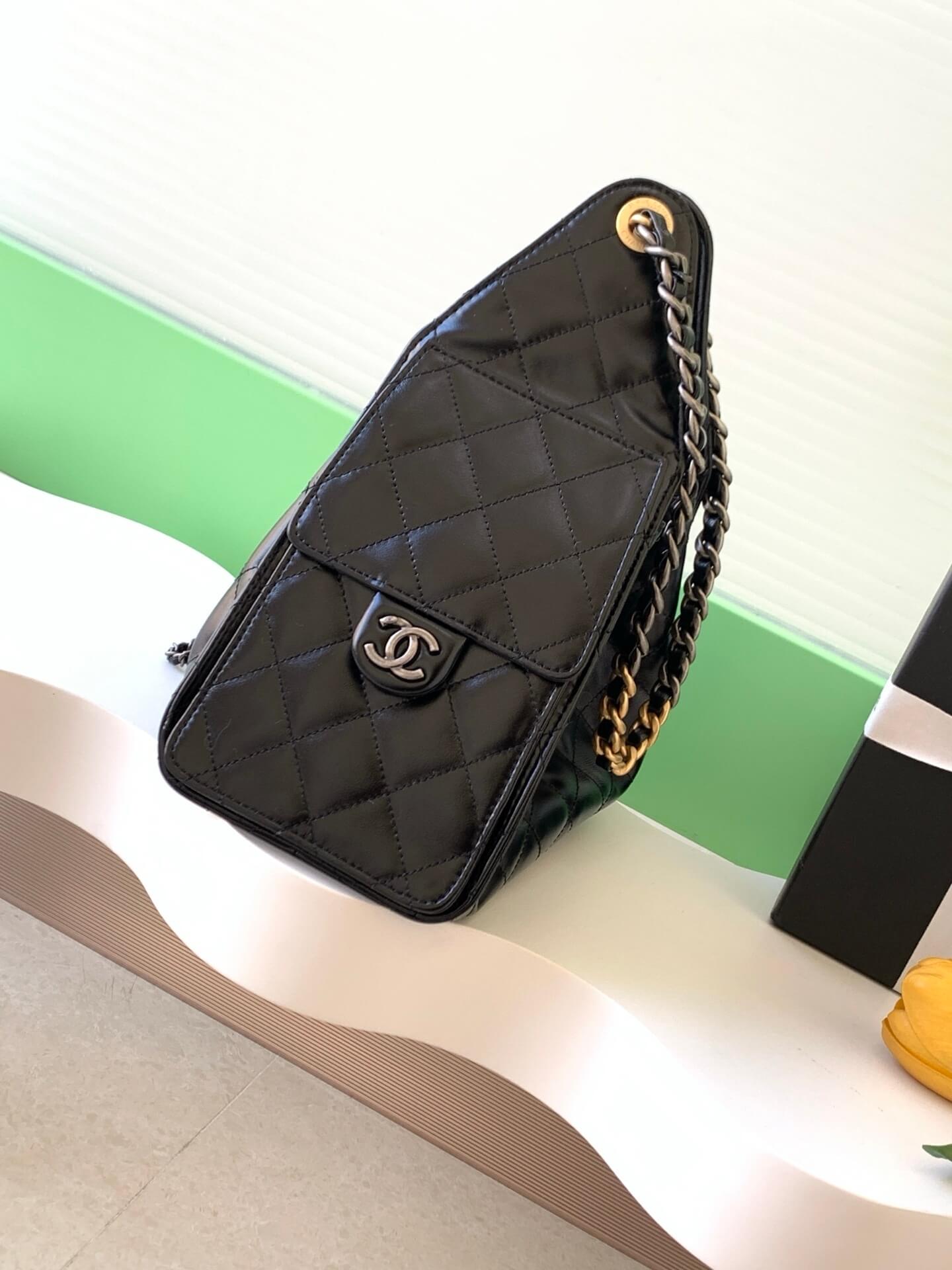 Chanel 25 Small - Medium Shoulder Handbag Shiny Crumpled Calfskin, Gold/Silver-Tone & Ruthenium-Finish Metal Black - Image 16