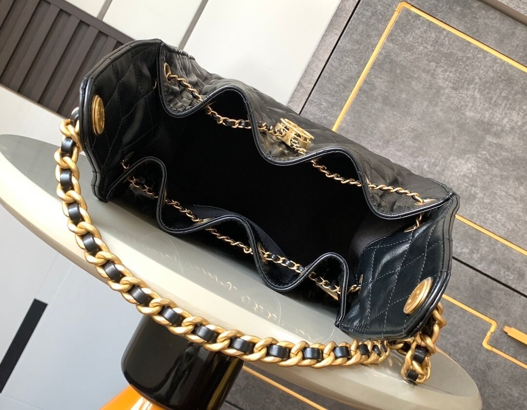 Chanel 25 Small - Medium Shoulder Handbag Shiny Crumpled Calfskin, Gold-Tone & Ruthenium-Finish Metal Black - Image 12
