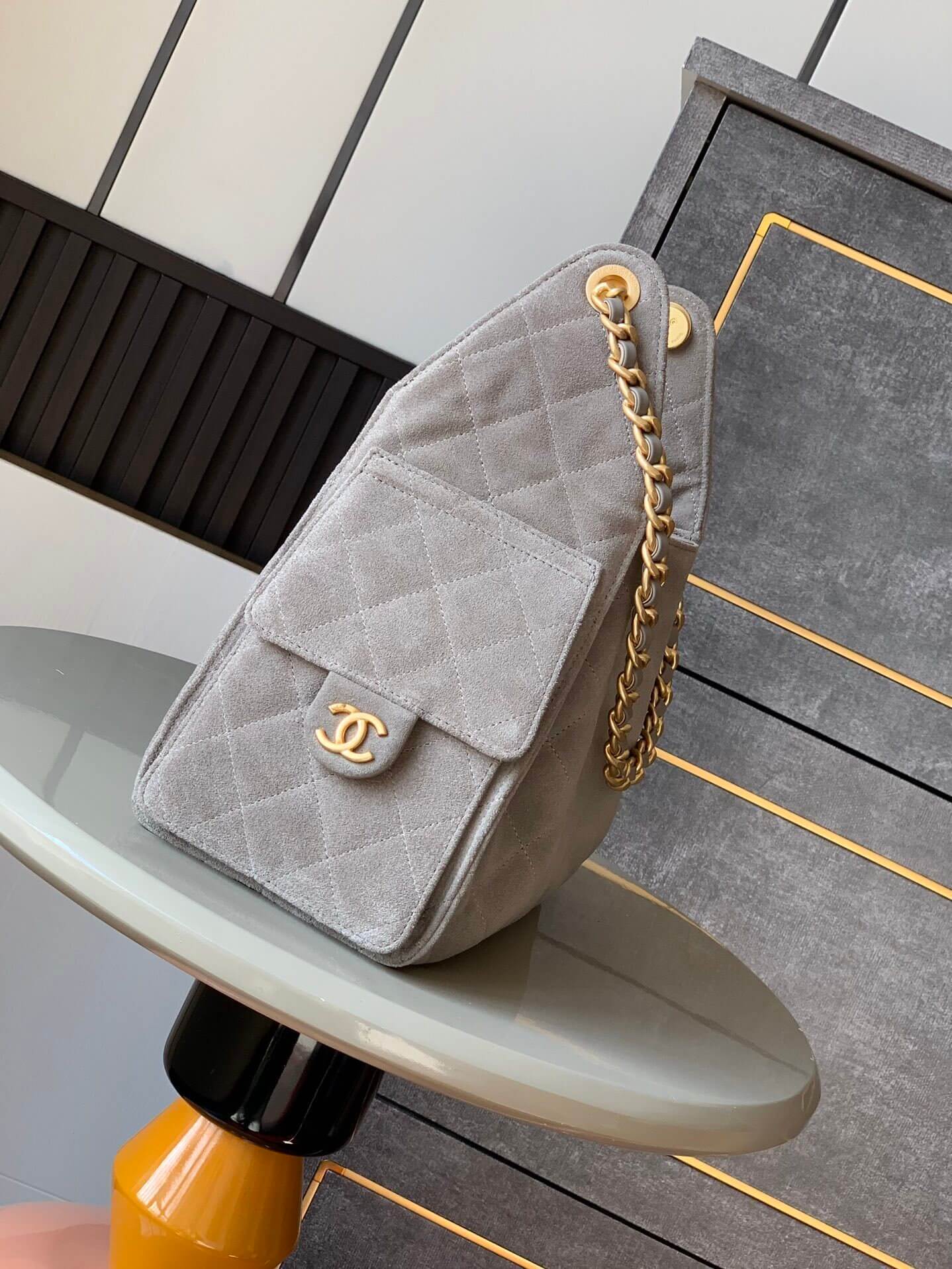 Chanel 25 Small - Medium Shoulder Handbag Suede Calfskin & Gold Metal - Image 115
