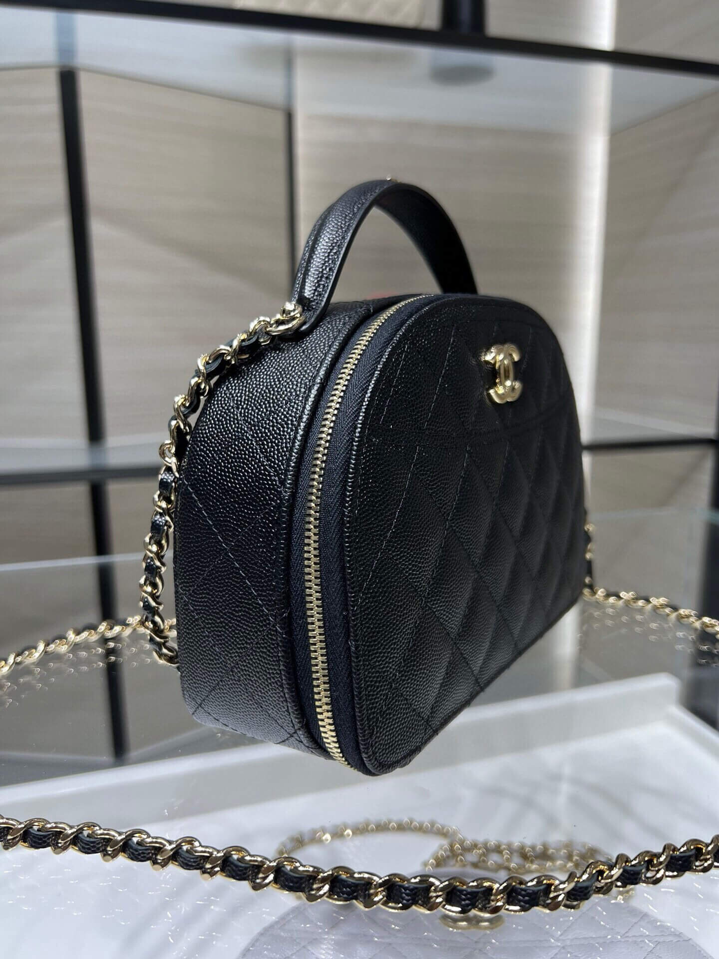 Chanel 25C Top Handle Chain Vanity Case Grained Calfskin Caviar Leather Shoulder Crossbody Handbag - Image 9
