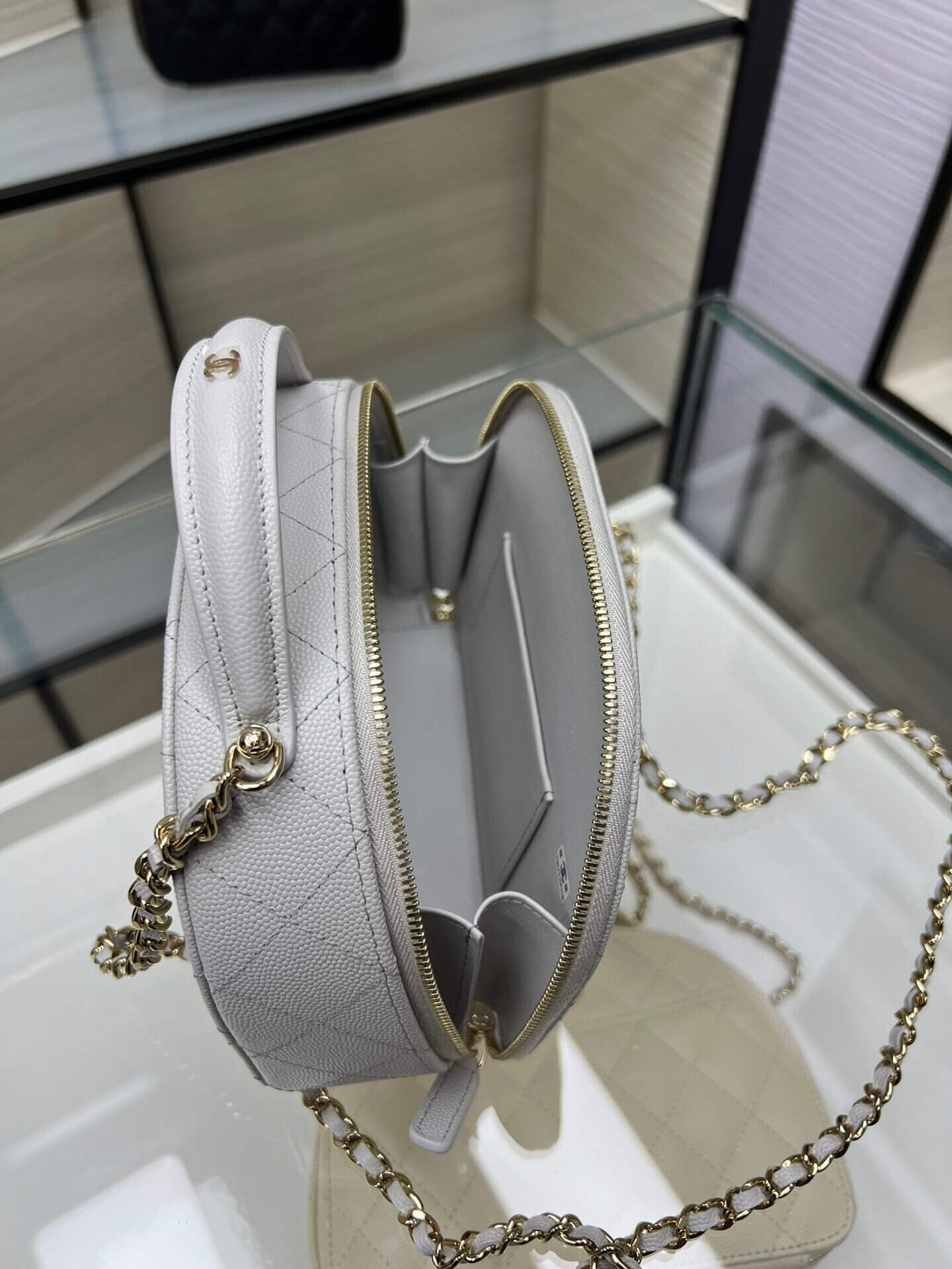 Chanel 25C Top Handle Chain Vanity Case Grained Calfskin Caviar Leather Shoulder Crossbody Handbag - Image 21